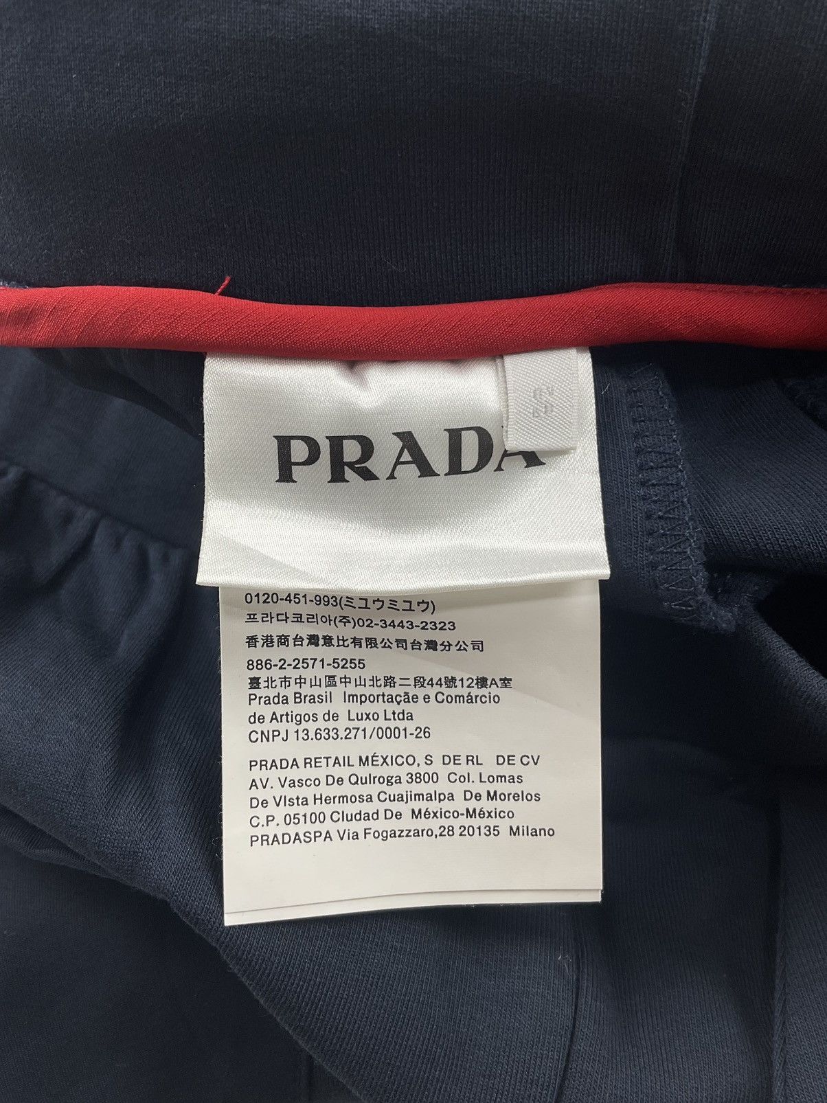 Prada Prada Sweatshort Size US 30 / EU 46 - 9 Thumbnail