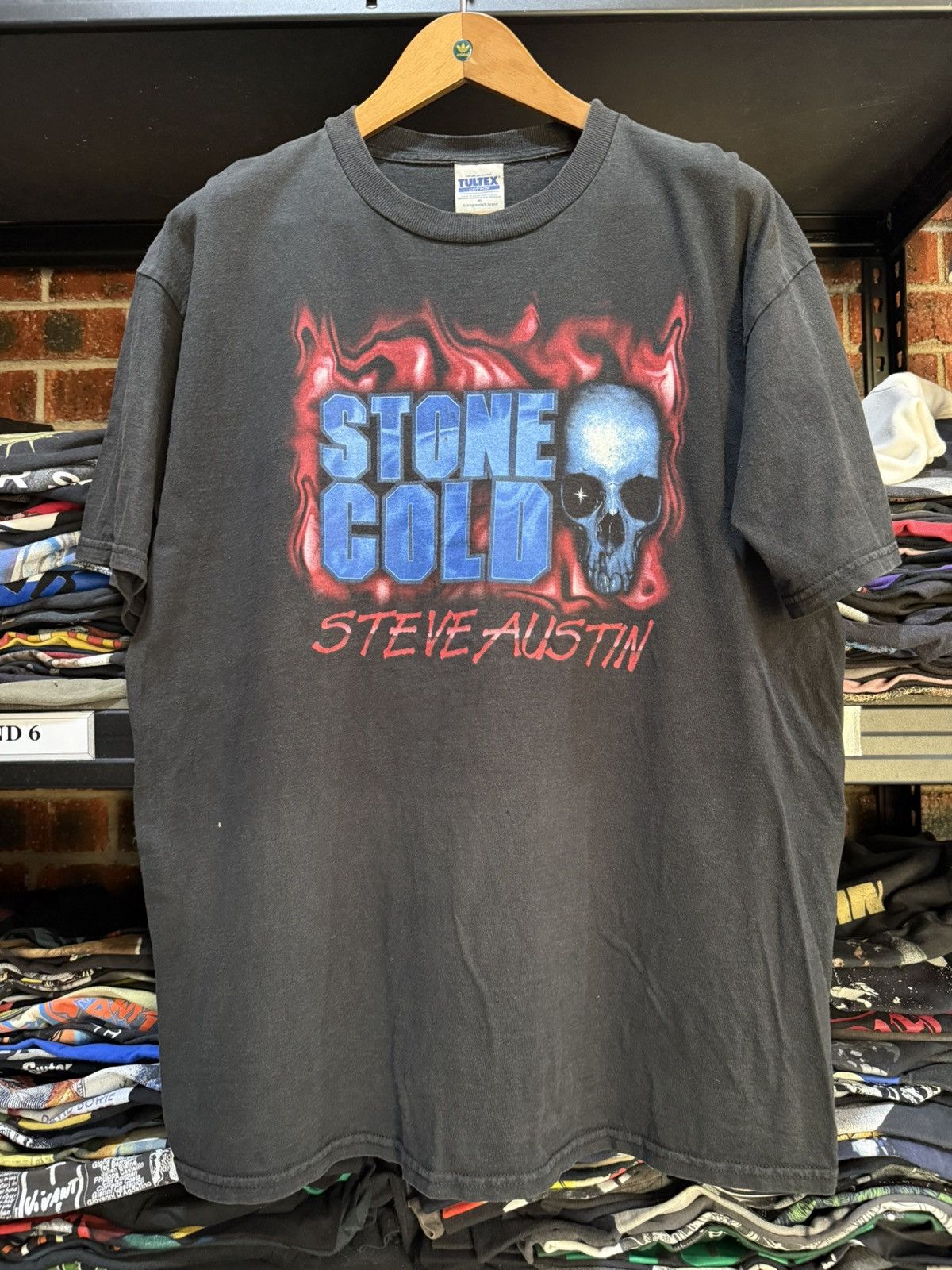 WWF Thrashed Vintage 90s Stone Cold Steve Austin Flame Sun Faded Size US XL / EU 56 / 4 - 1 Thumbnail