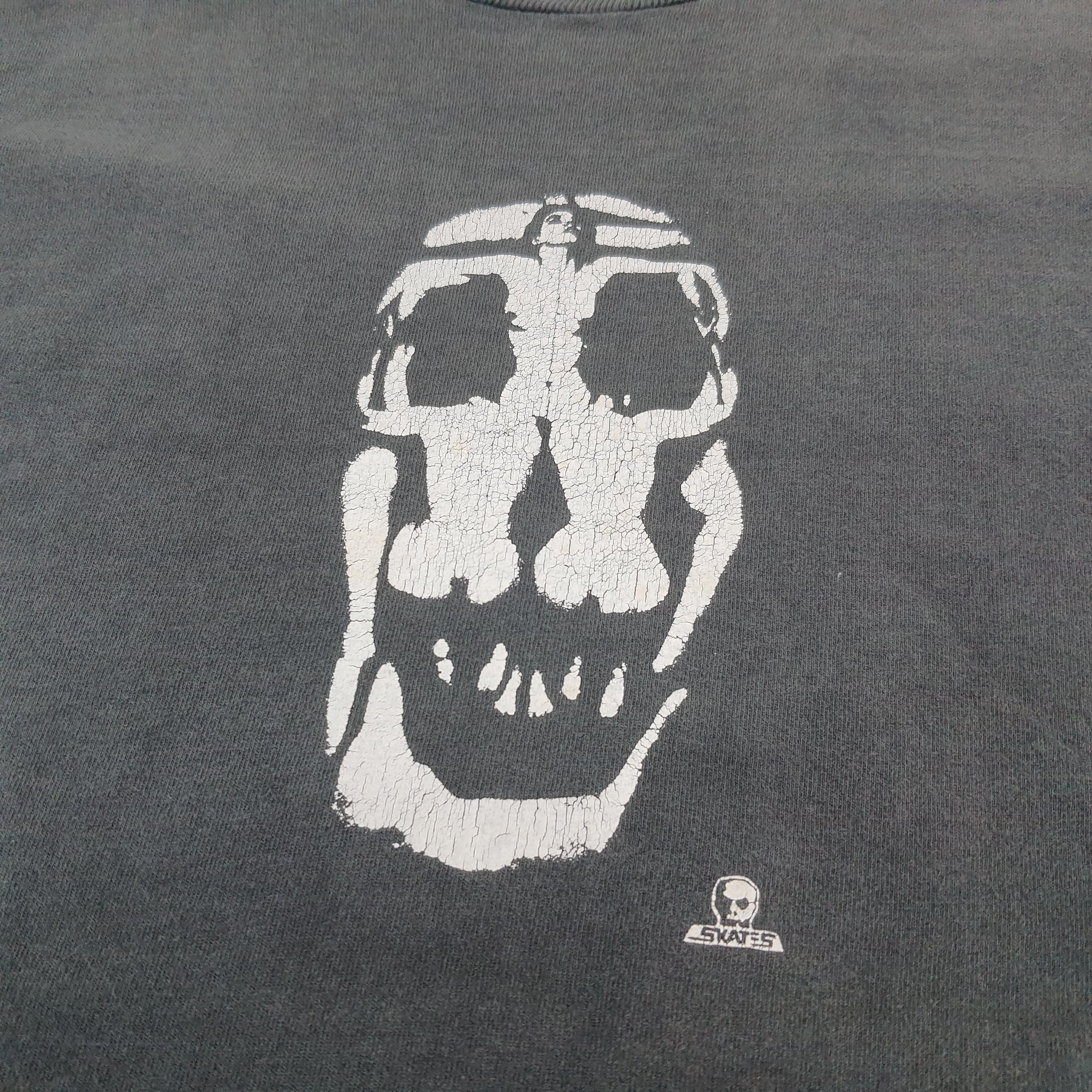 Vintage Vintage Skates Skateboards Naked Streetwear Tshirt Size US M / EU 48-50 / 2 - 2 Thumbnail