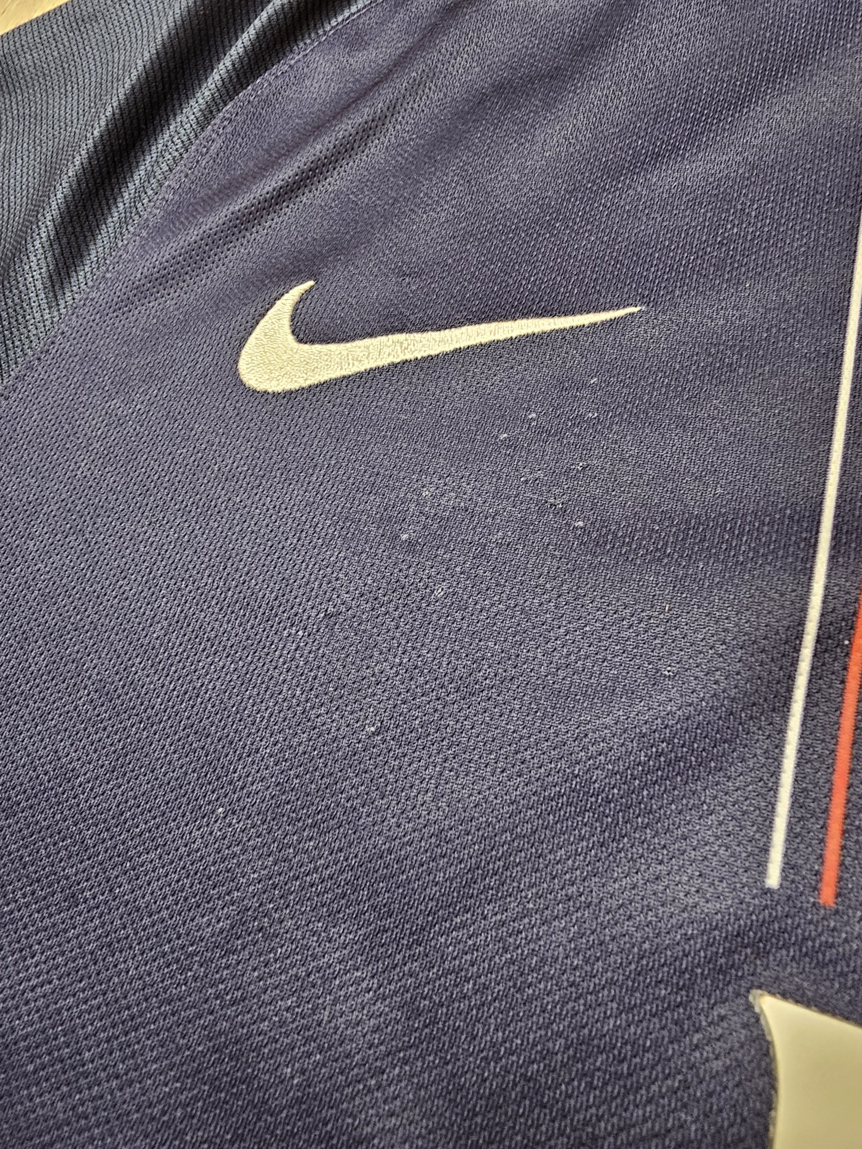 Nike PSG PARIS SAINT-GERMAIN 2016 2017 FOOTBALL SOCCER JERSEY Size US M / EU 48-50 / 2 - 9 Thumbnail