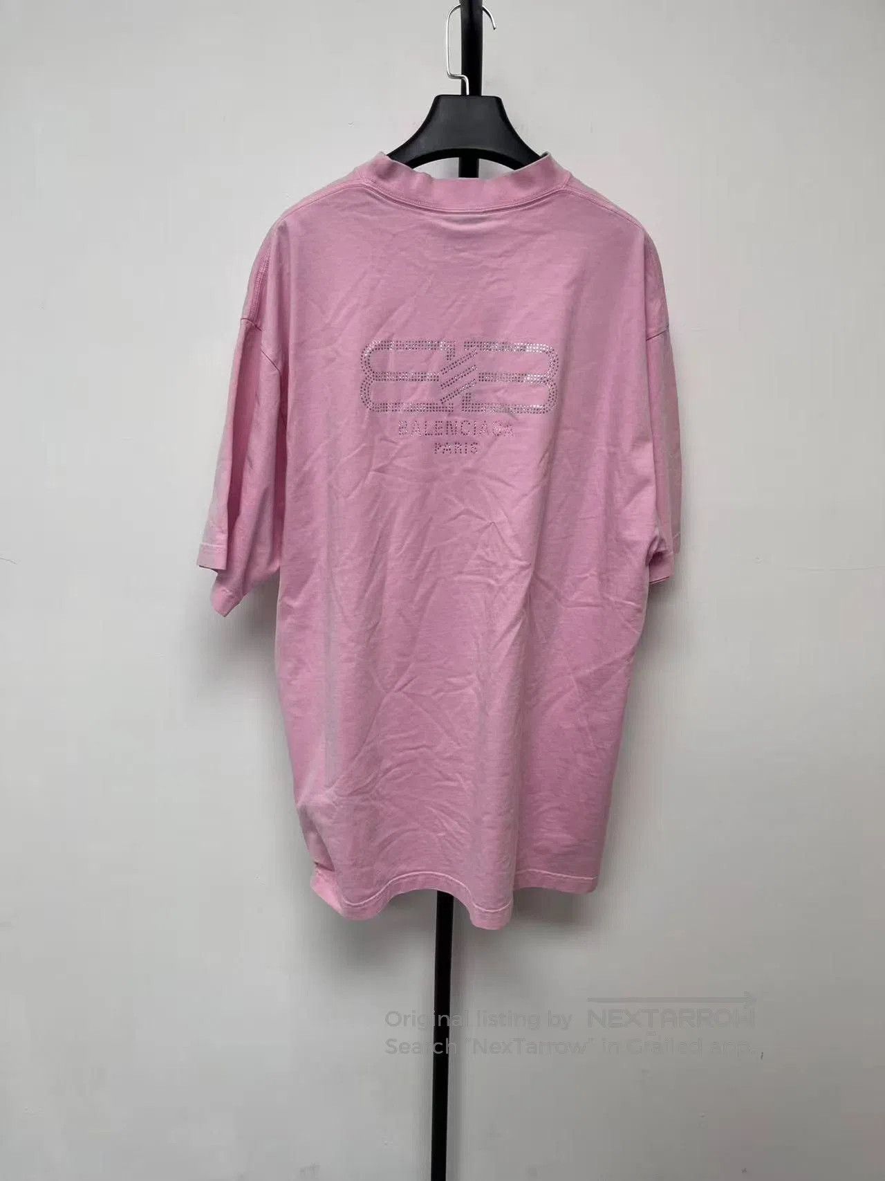 Balenciaga Balenciaga Pink Crew Neck Short. Size L / US 10 / IT 46 - 1 Thumbnail