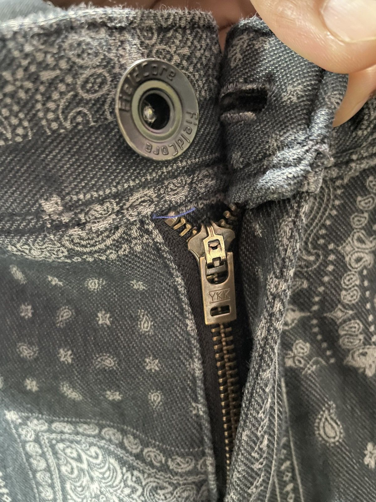 Japanese Brand 🔥FIELDCORE BANDANA SKINNY CARGO LIKE KAPITAL BORO paisley Size US 28 / EU 44 - 8 Thumbnail