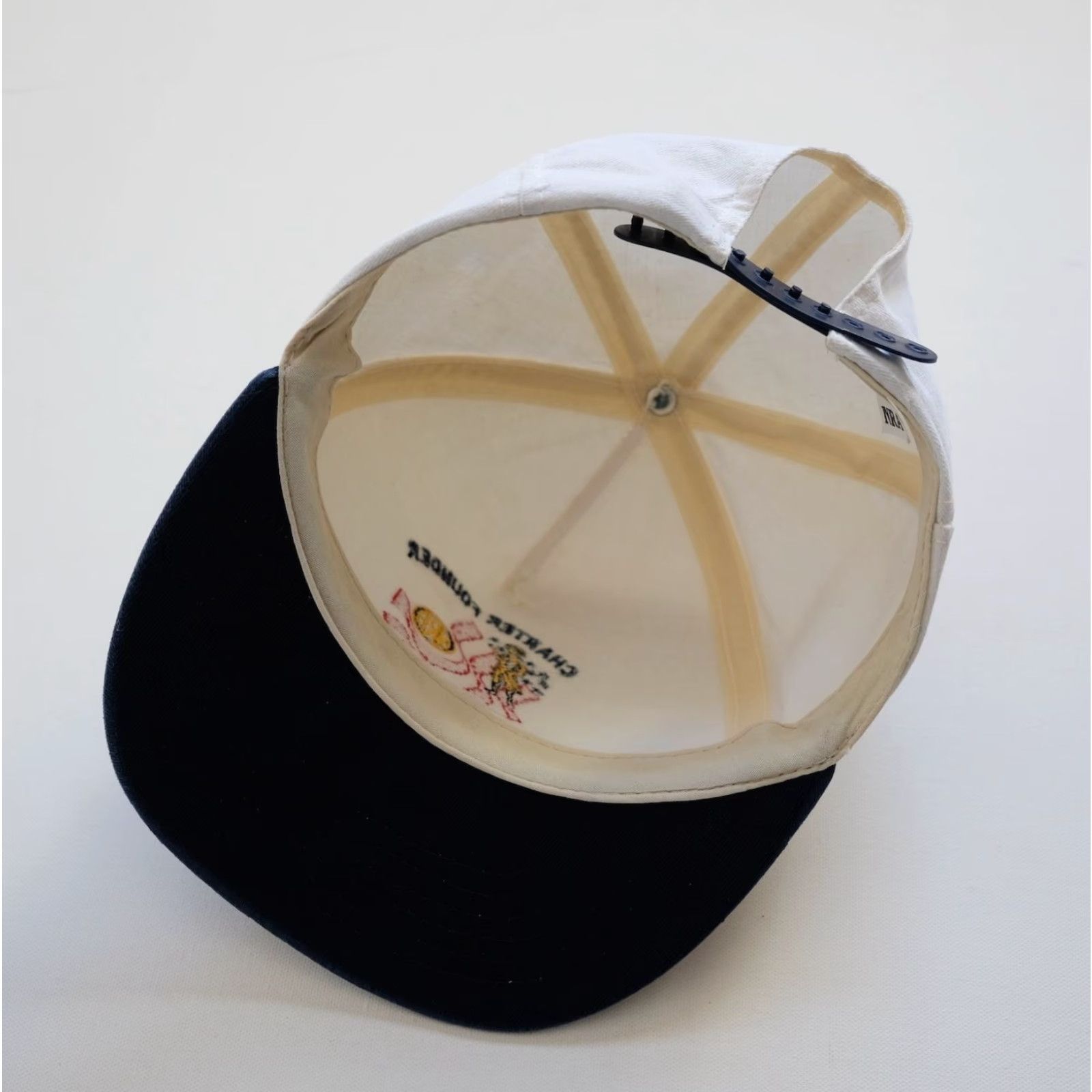 Vintage VINTAGE NRA VTG 90s NATIONAL RIFLE ASSOC SECOND AMENDMENT FLAG SNAPBACK HAT CAP ONE SIZE White Mens Snapback USA 90s Theme Adjustable Size ONE SIZE - 5 Thumbnail
