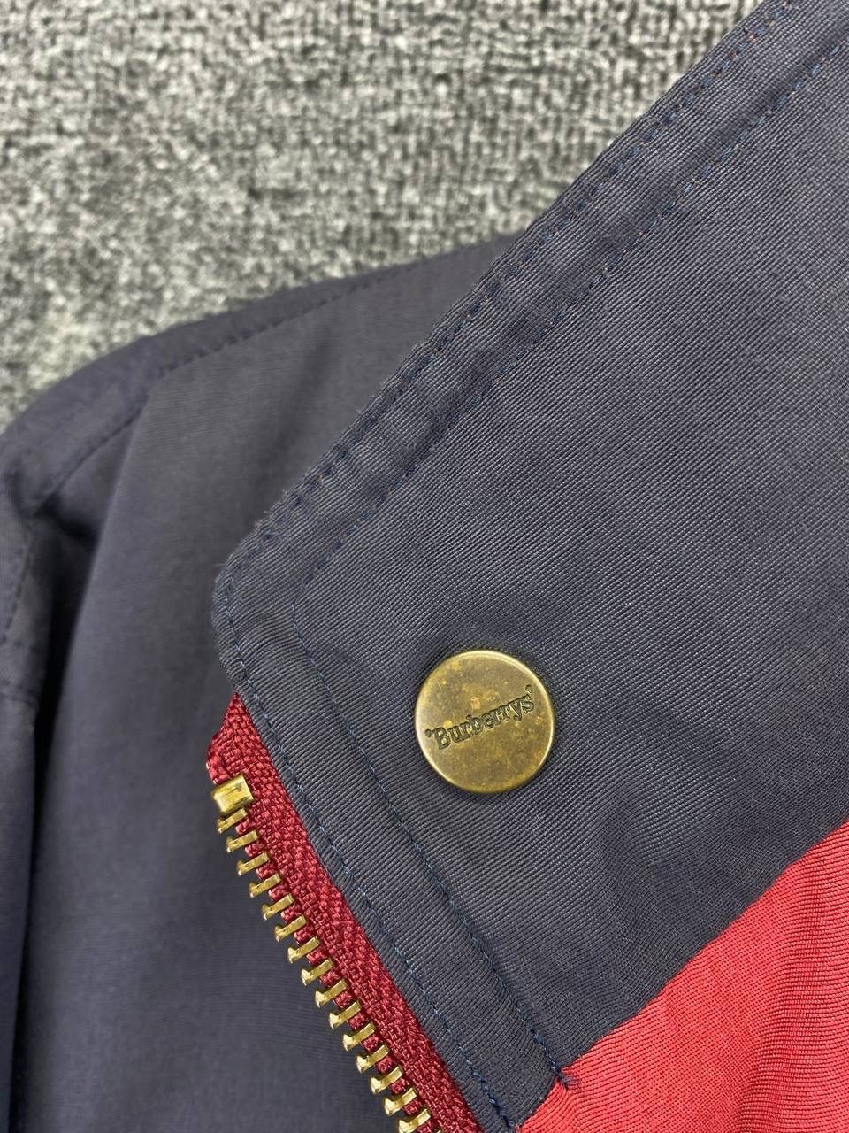 Burberry Vintage Burberry Sports Hidden Hooded Zip Up Jacket Size US M / EU 48-50 / 2 - 10 Thumbnail