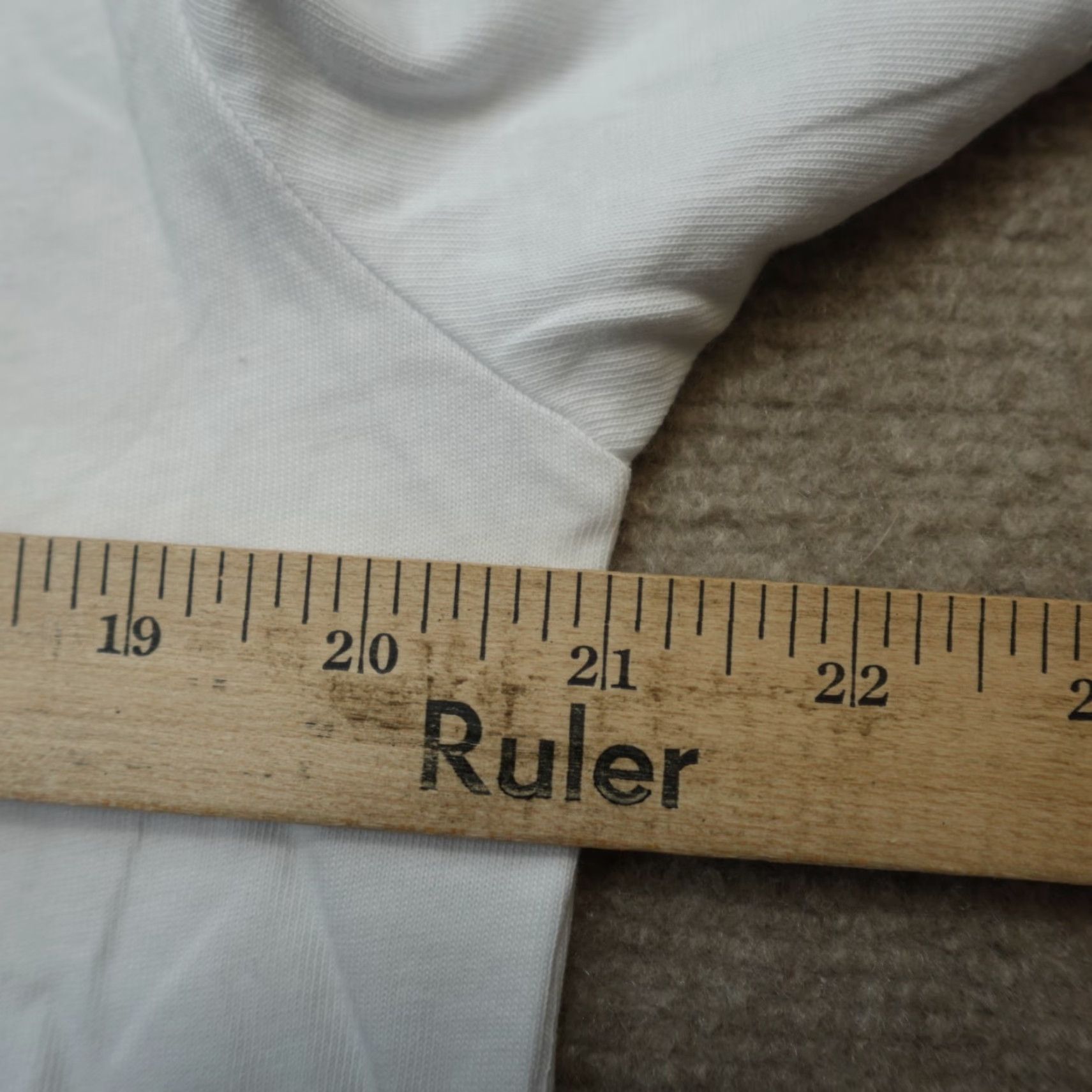 Zara Zara Shirt Small White Bambi Disney T-Shirt Crew Neck Short Sleeve Men Regular Size US S / EU 44-46 / 1 - 7 Thumbnail