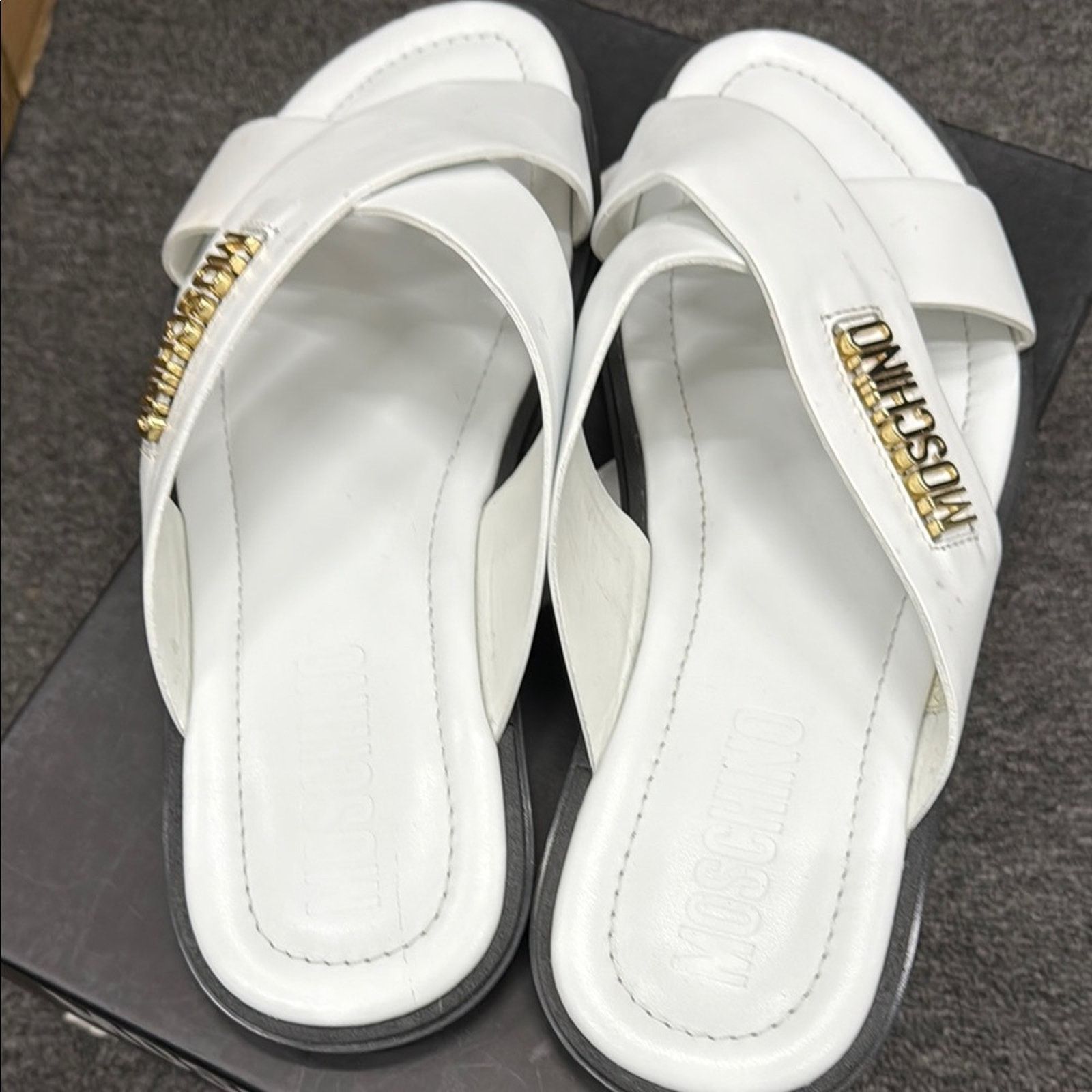 Moschino NWT Moschino White Slide Sandals Size 46 US 13 Size US 13 / EU 46 - 5 Thumbnail