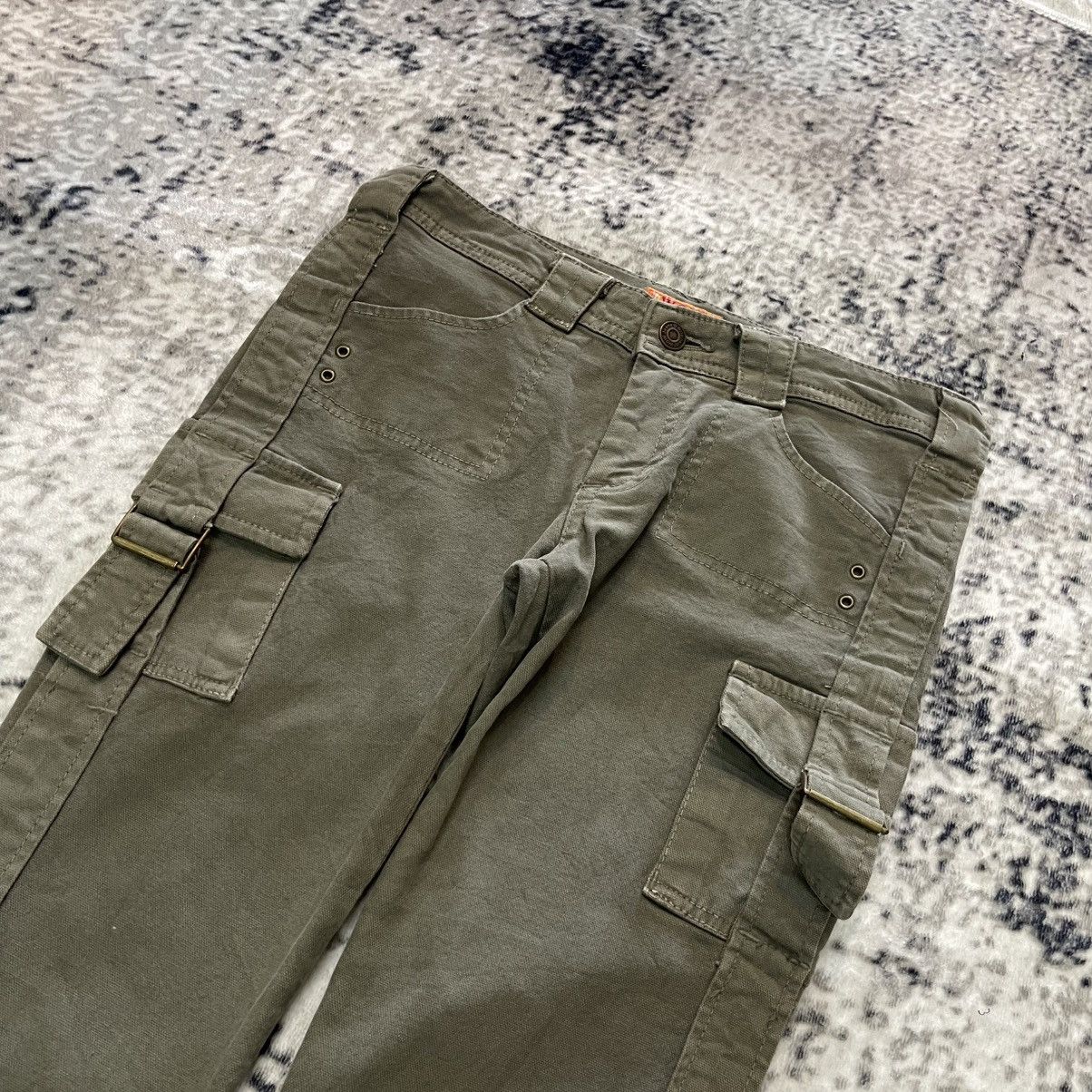 Le Grande Bleu (L.G.B.) 2000s Wow Japan Parachute Bondage Low Rise Cargo Flare Pants Size 26" / US 2 / IT 38 - 6 Thumbnail