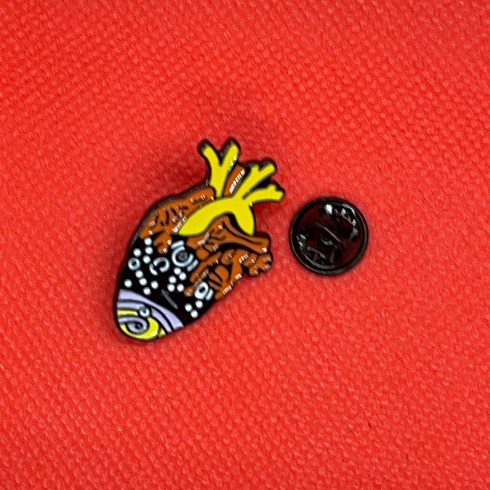 Other All Seeing Heart Pin Brooch Size ONE SIZE - 1 Thumbnail