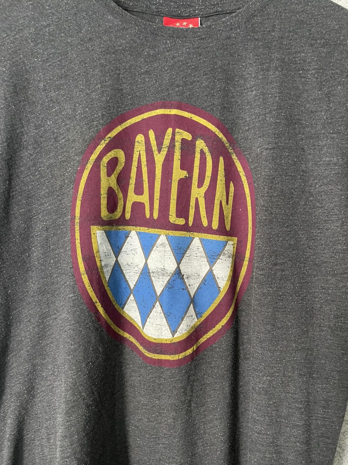 Designer BAYERN RETRO LOGO CASUAL T-SHIRT GREY Size US M / EU 48-50 / 2 - 3 Thumbnail