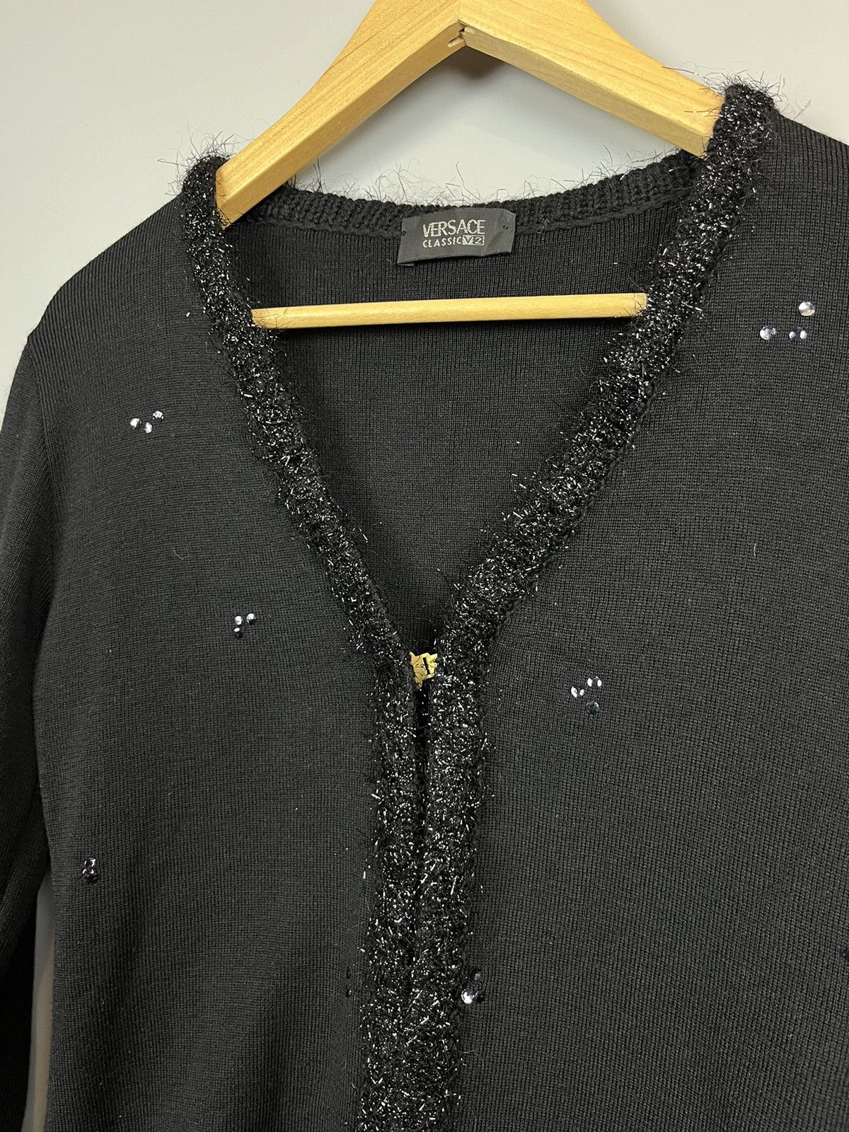 Versace Versace V2 vintage wool sweater button up Size M / US 6-8 / IT 42-44 - 2 Thumbnail