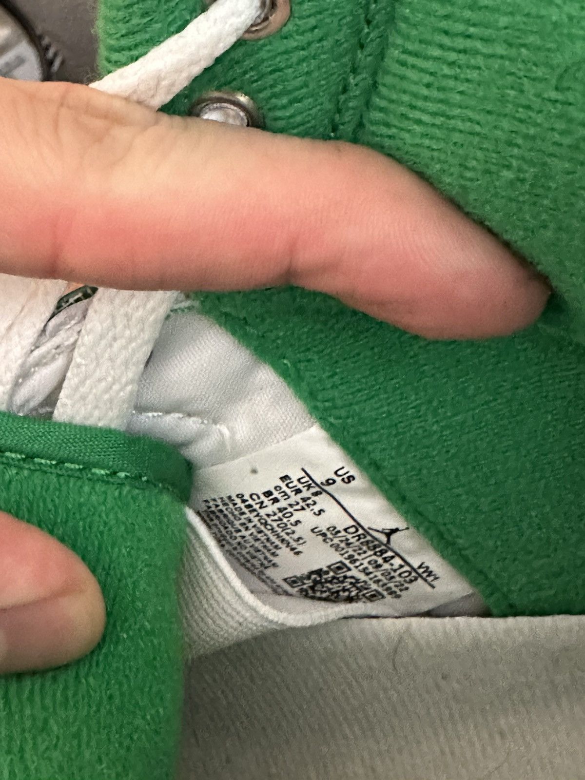 Jordan Brand Air Jordan 2 lucky green size 9 US Size US 9 / EU 42 - 4 Thumbnail