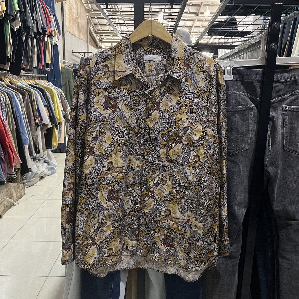 Issey Miyake Daumay — Ornate Paisley Carriage Print LS Shirt Size US L / EU 52-54 / 3 - 1 Thumbnail
