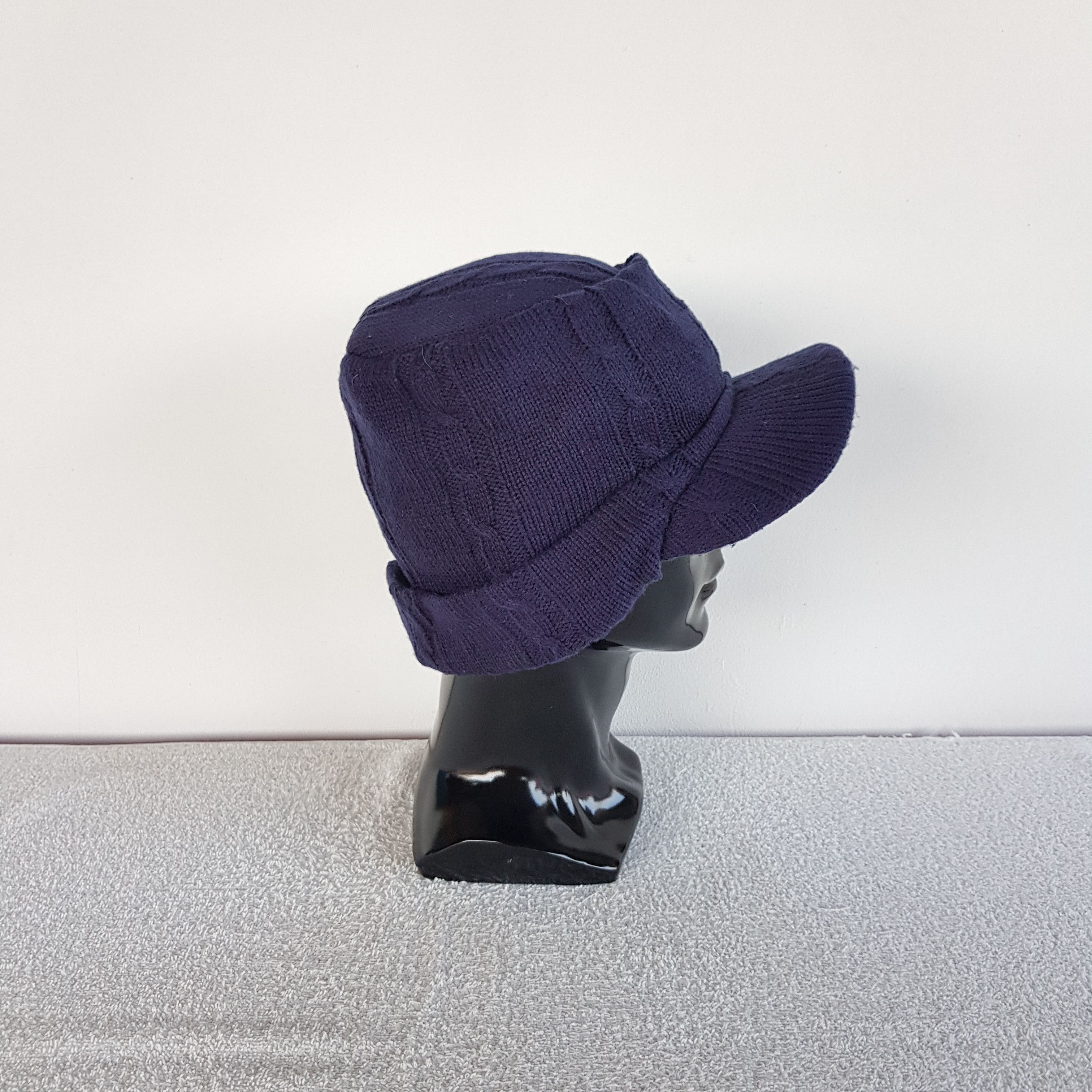 Japanese Brand Vintage Piko Beanie Skateboarding Snow Caps Surfwear Hats Size ONE SIZE - 3 Thumbnail