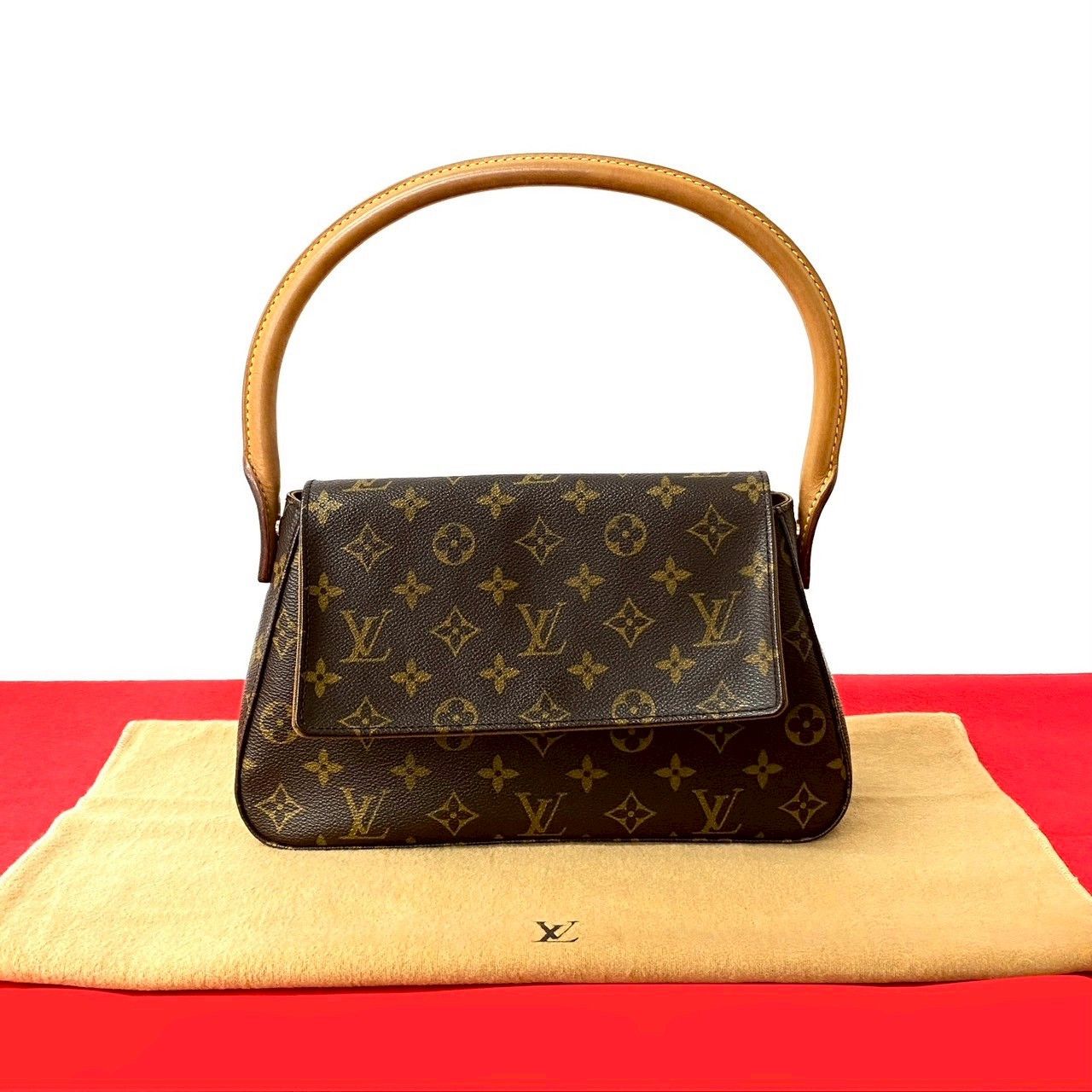 Louis Vuitton Louis Vuitton Louis Vuitton Looping Monogram Leather Shoulder Bag Canvas Shoulder Bag Size ONE SIZE - 1 Thumbnail