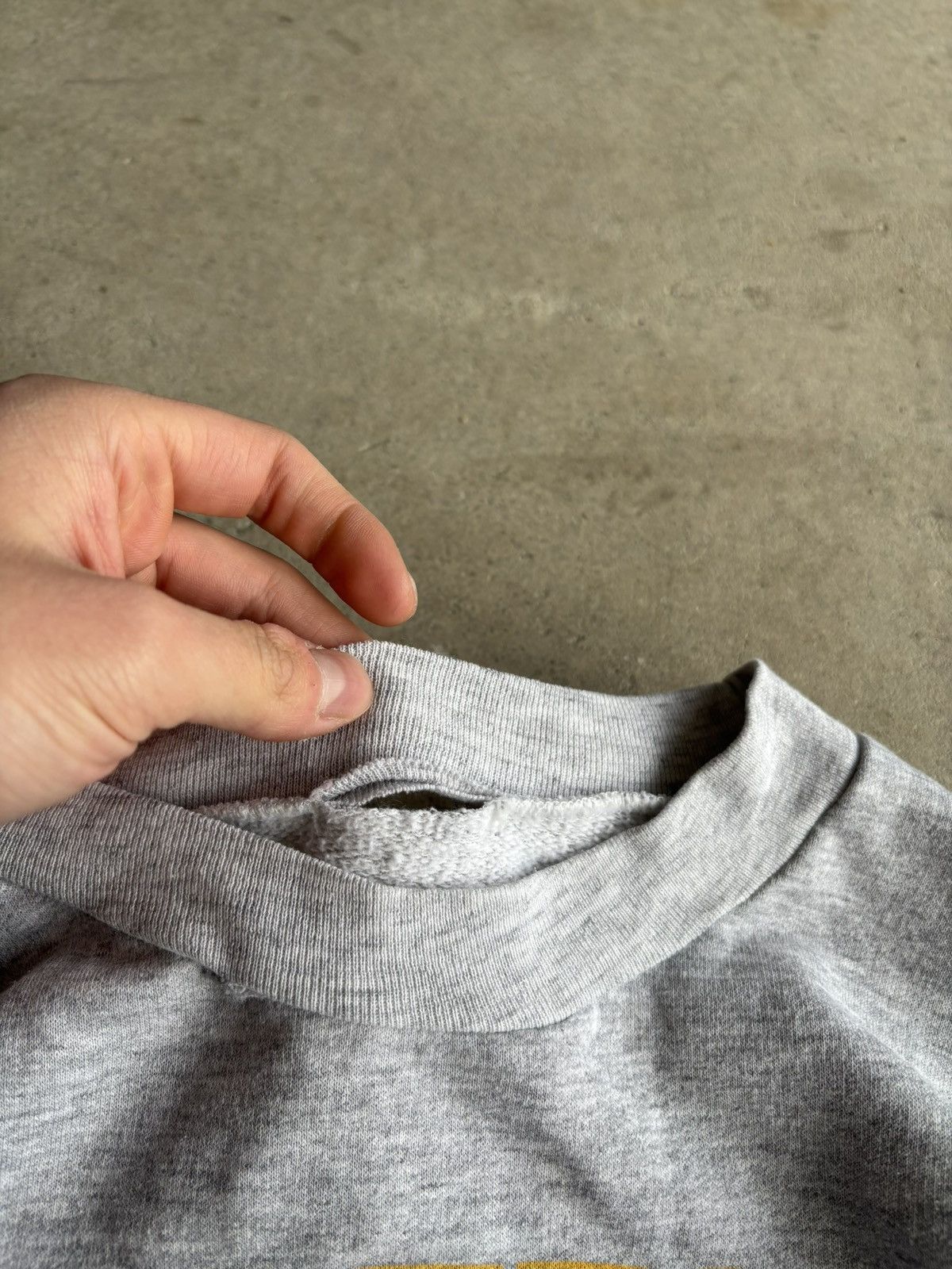 Other Vintage 90s Georgetown Hoyas Heather Grey Athletics Sweater Size US L / EU 52-54 / 3 - 7 Thumbnail