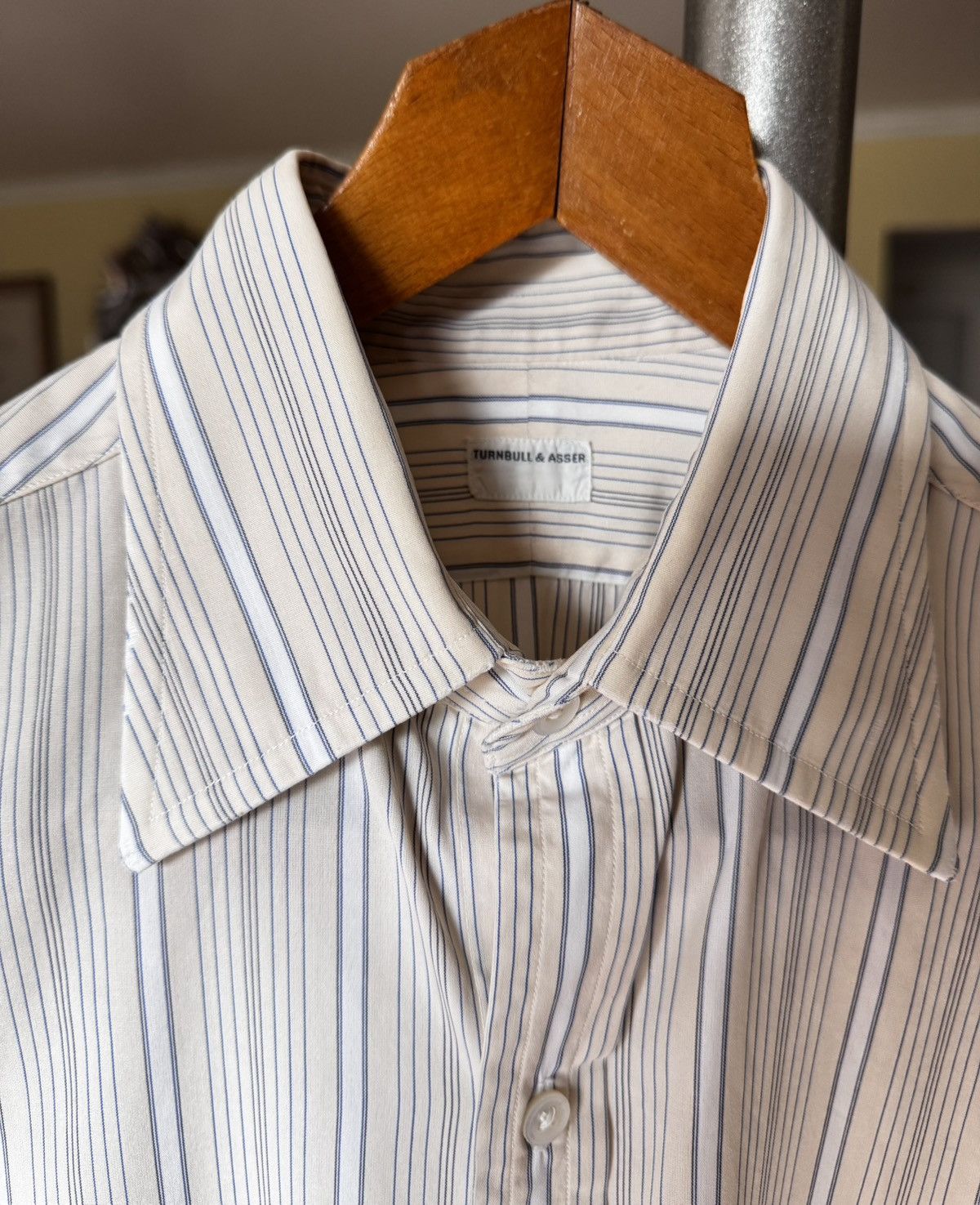 Turnbull & Asser Turnbull & Asser Vintage Striped Dress Shirt - Cream/Blue Size US M / EU 48-50 / 2 - 2 Thumbnail