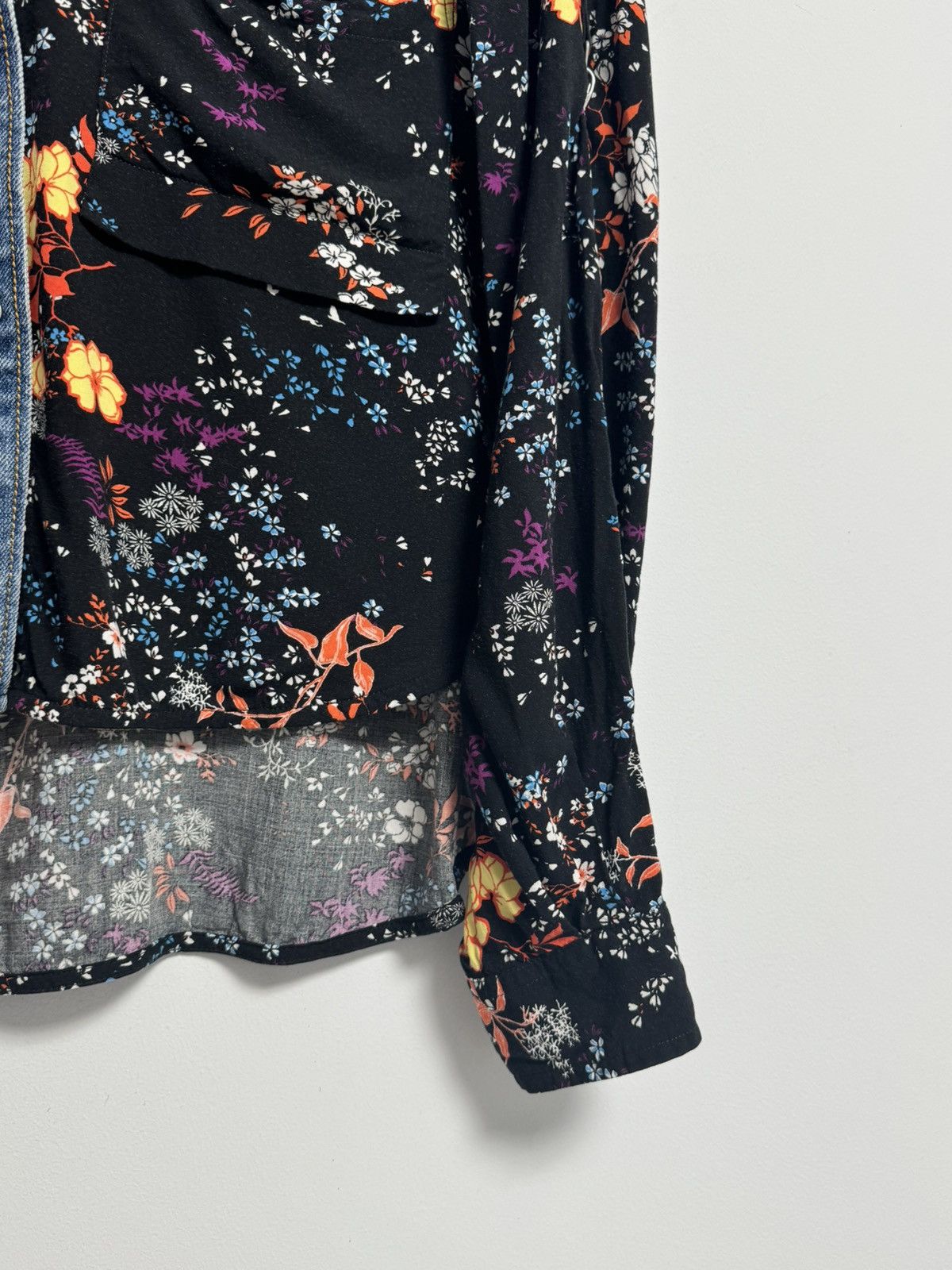Designer × Diesel 🔥Diesel Vintage Y2K style hype Button Up Women’s Size S / US 4 / IT 40 - 4 Thumbnail