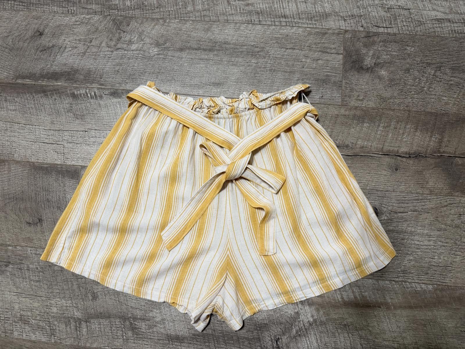 Other Juniors' Lily Rose Paper Bag Shorts Size 36" / US 14 / IT 50 - 2 Thumbnail
