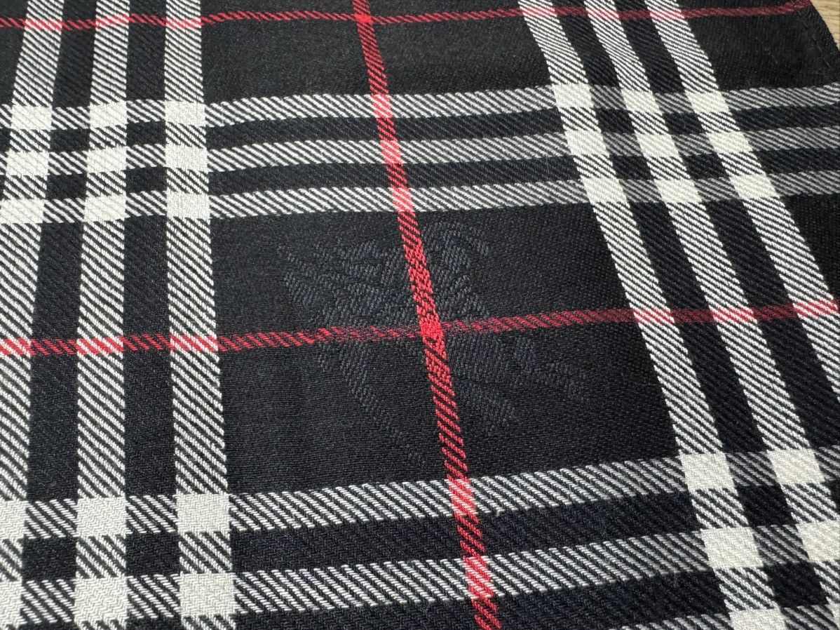 Burberry Burberry light scarf shawl Size ONE SIZE - 7 Thumbnail