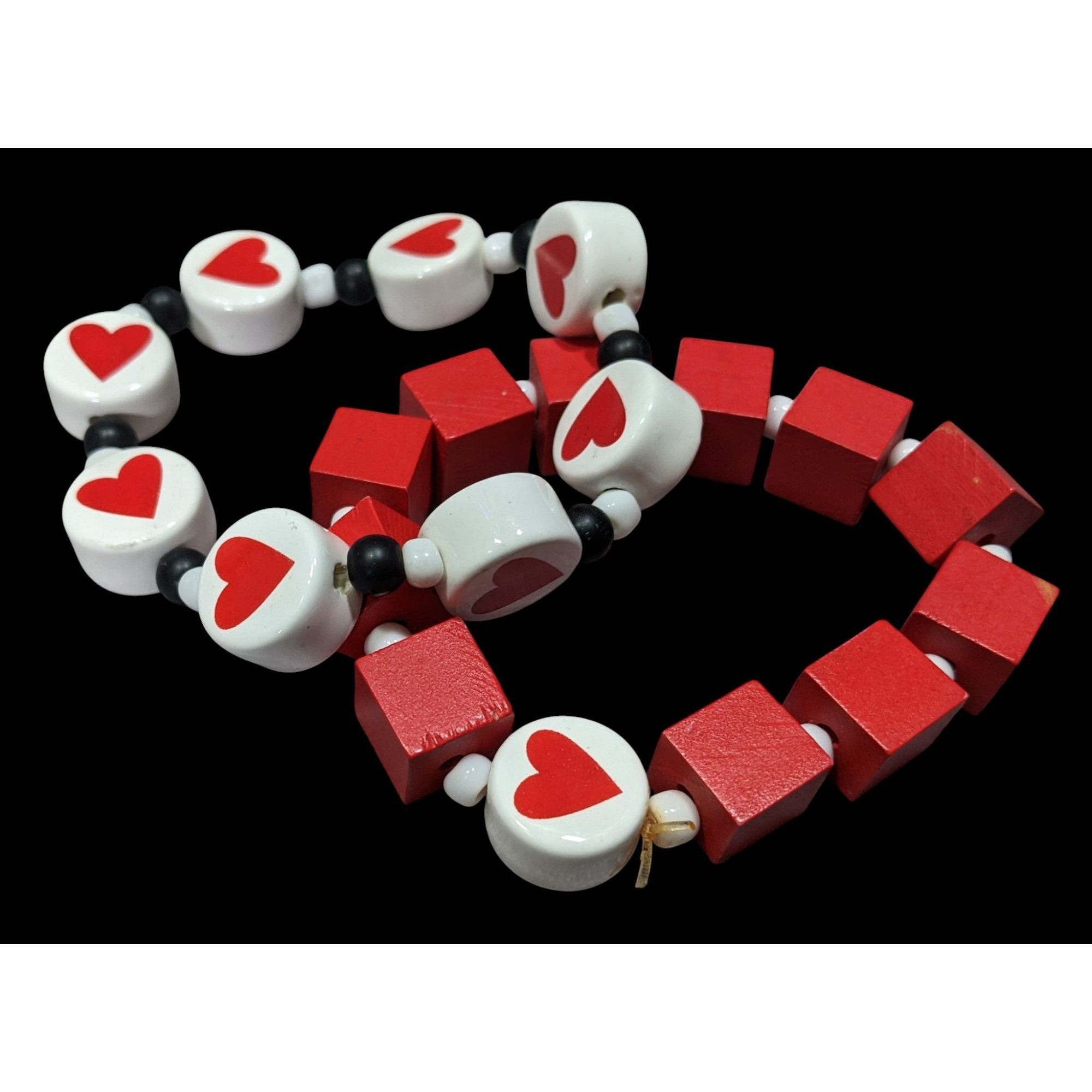 Other Square And Heart Red And White Beaded Stretch Bracelet Set Size ONE SIZE - 3 Thumbnail