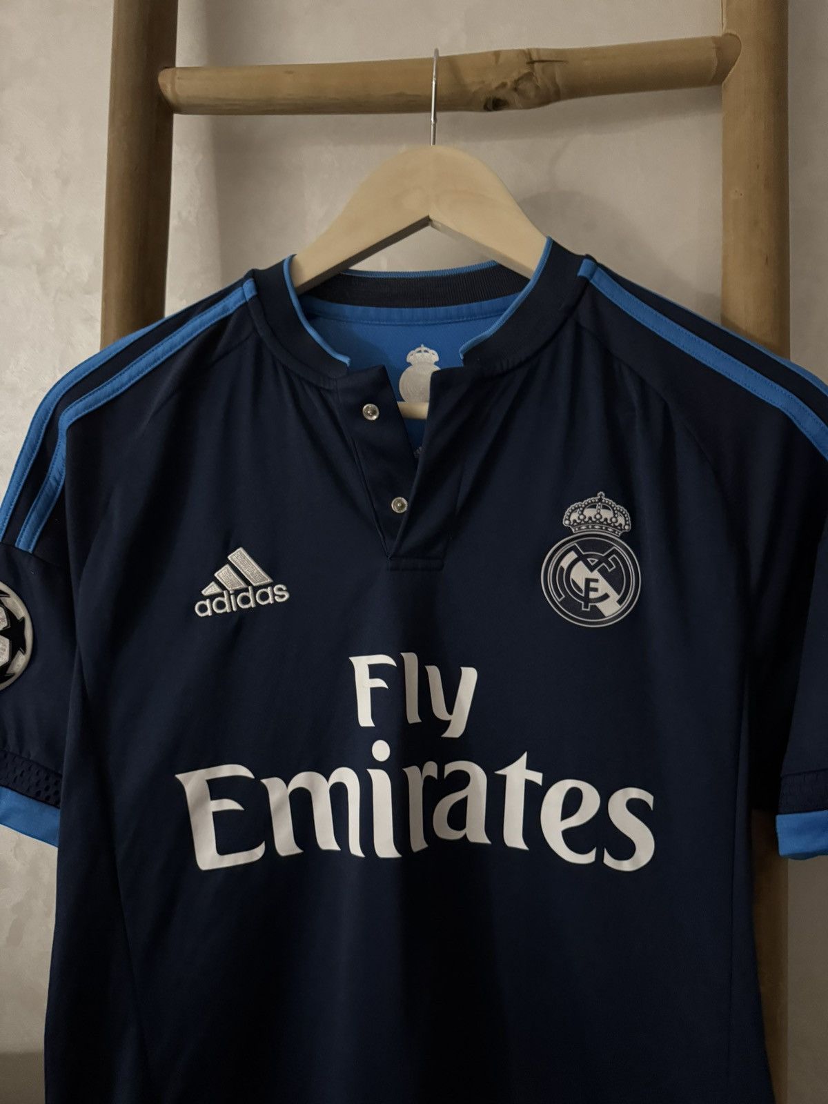 Adidas Adidas Real Madrid 2015 Gareth Bale 11 Third Jersey Size US S / EU 44-46 / 1 - 5 Thumbnail