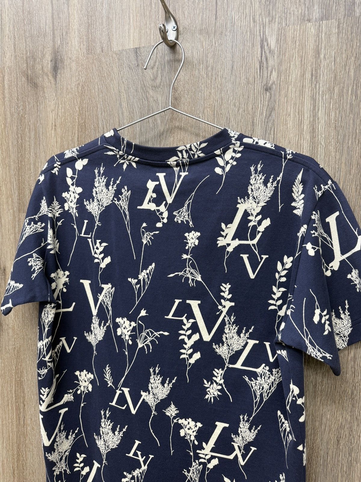 Louis Vuitton Louis Vuitton Monogram Floral Tee Size US S / EU 44-46 / 1 - 6 Thumbnail