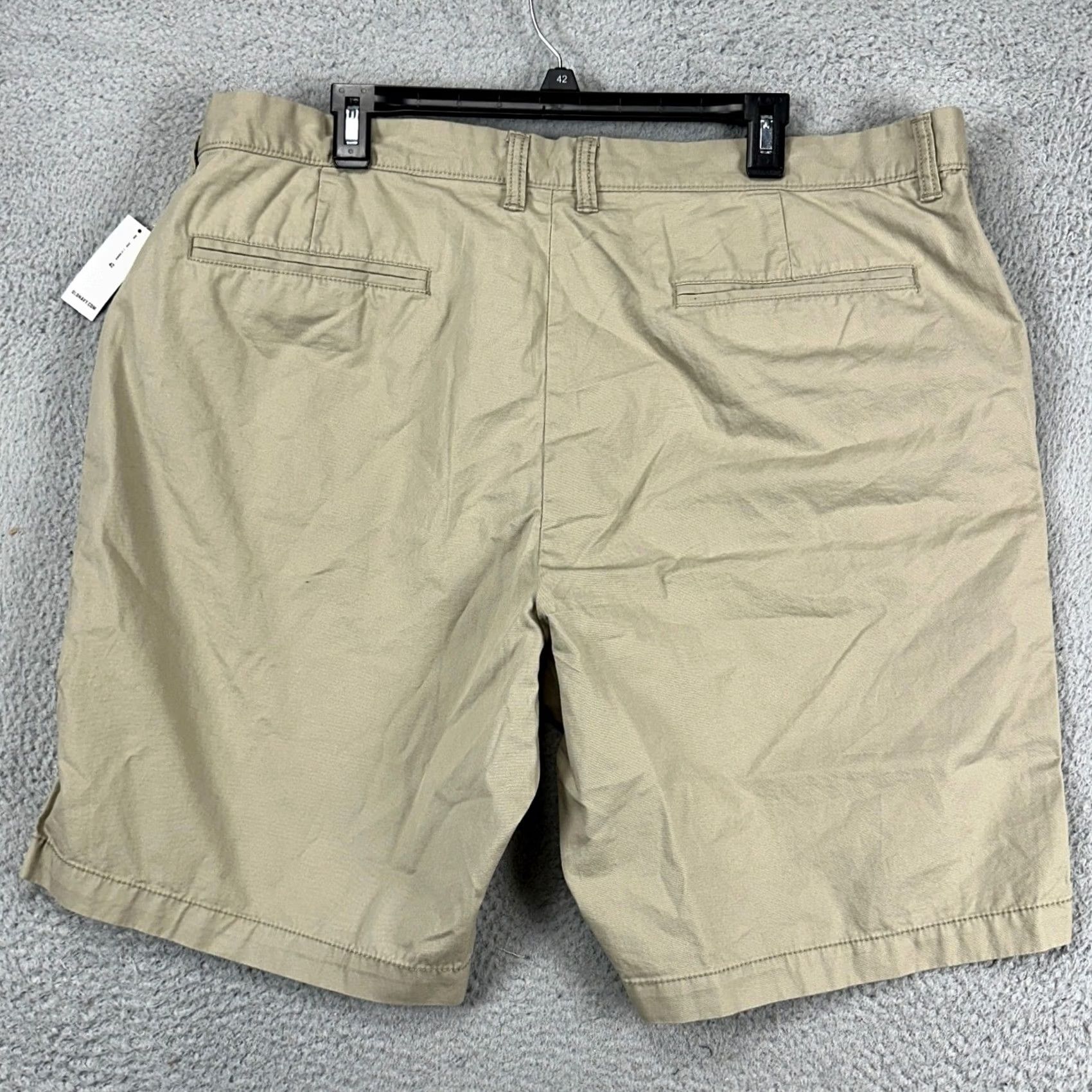 Old Navy Old Navy Slim Fit Mens Khakis Shorts 42 Tan Flat Front Pockets 100% Cotton NEW Size US 42 / EU 58 - 2 Thumbnail