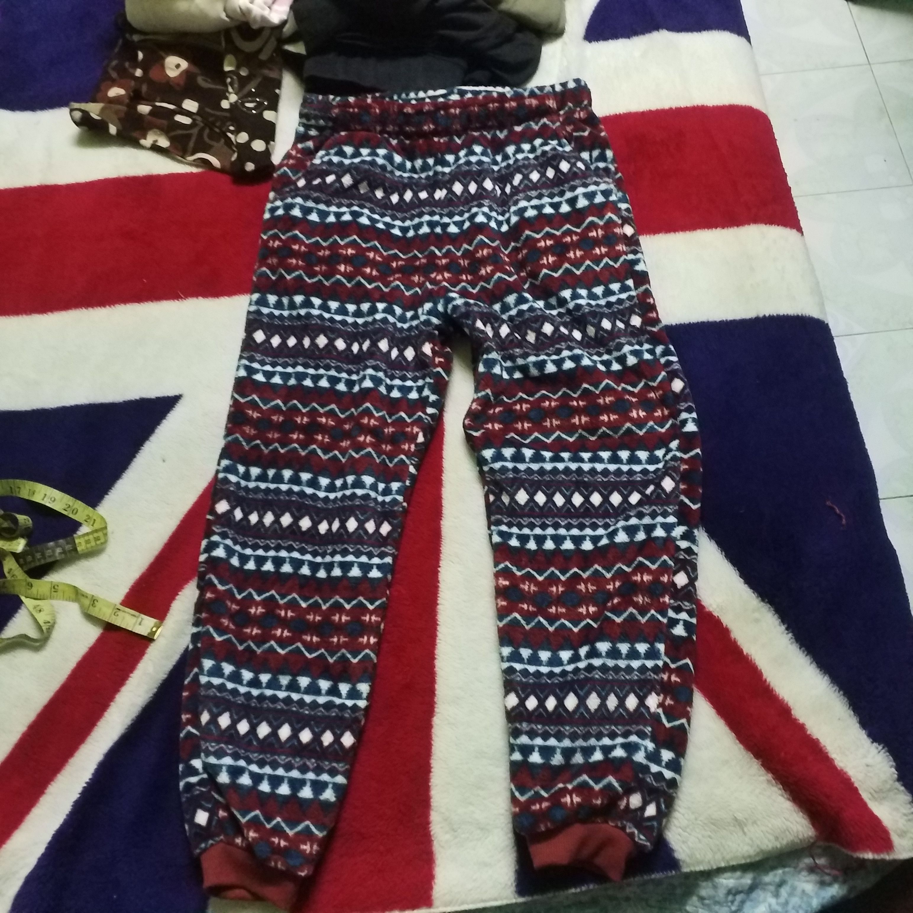 Japanese Brand MULTICOLOUR SWEATPANT JOGGER SLEEPWEAR Size 34" / US 12 / IT 48 - 1 Thumbnail