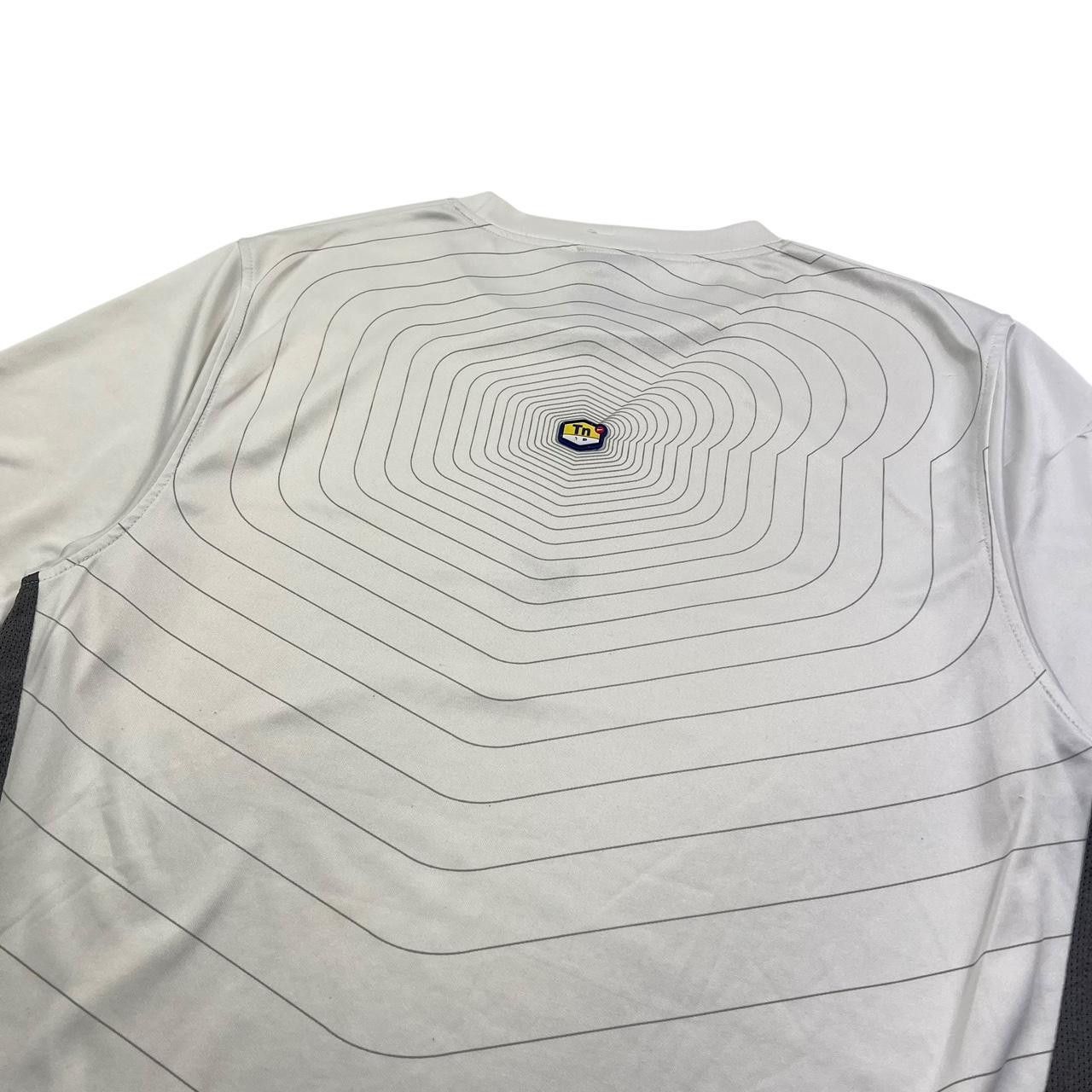 Nike Vintage 2000s Nike TN T-Shirt - Medium Size US M / EU 48-50 / 2 - 3 Thumbnail