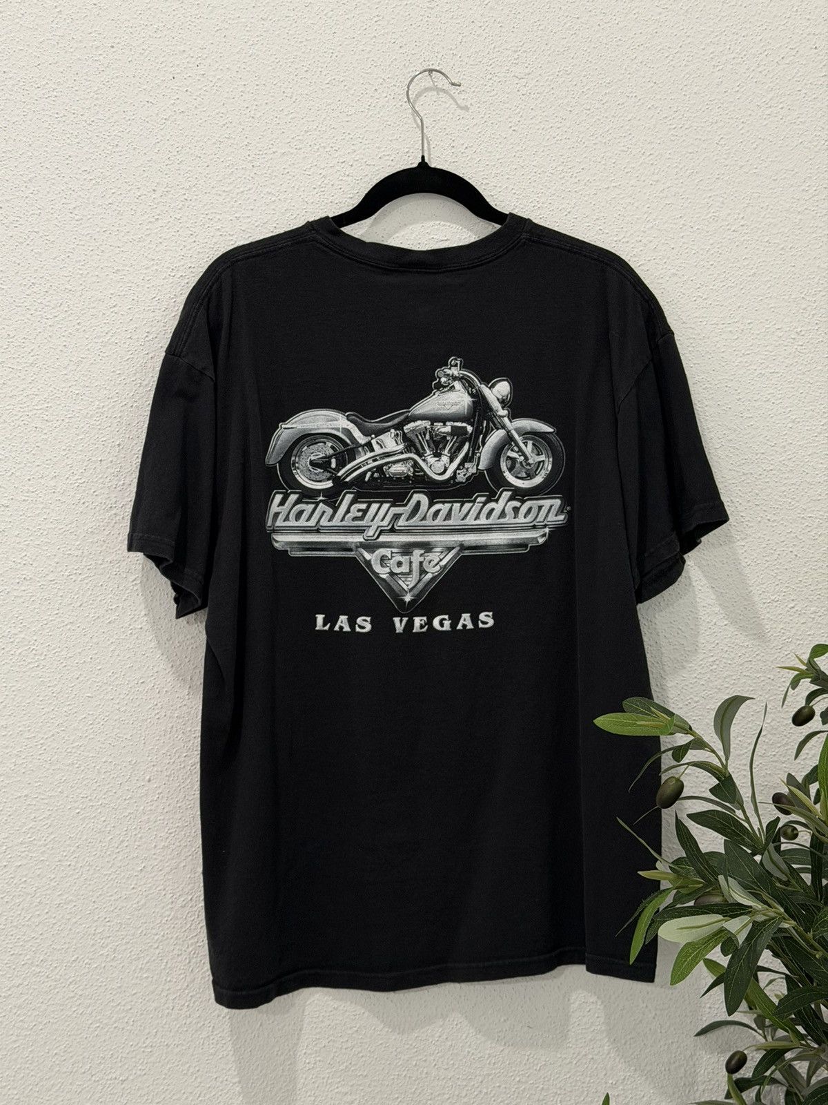 Harley Davidson Vintage Harley Davidson Cafe Las Vegas Graphic Tshirt Sz XL Size US XL / EU 56 / 4 - 3 Thumbnail