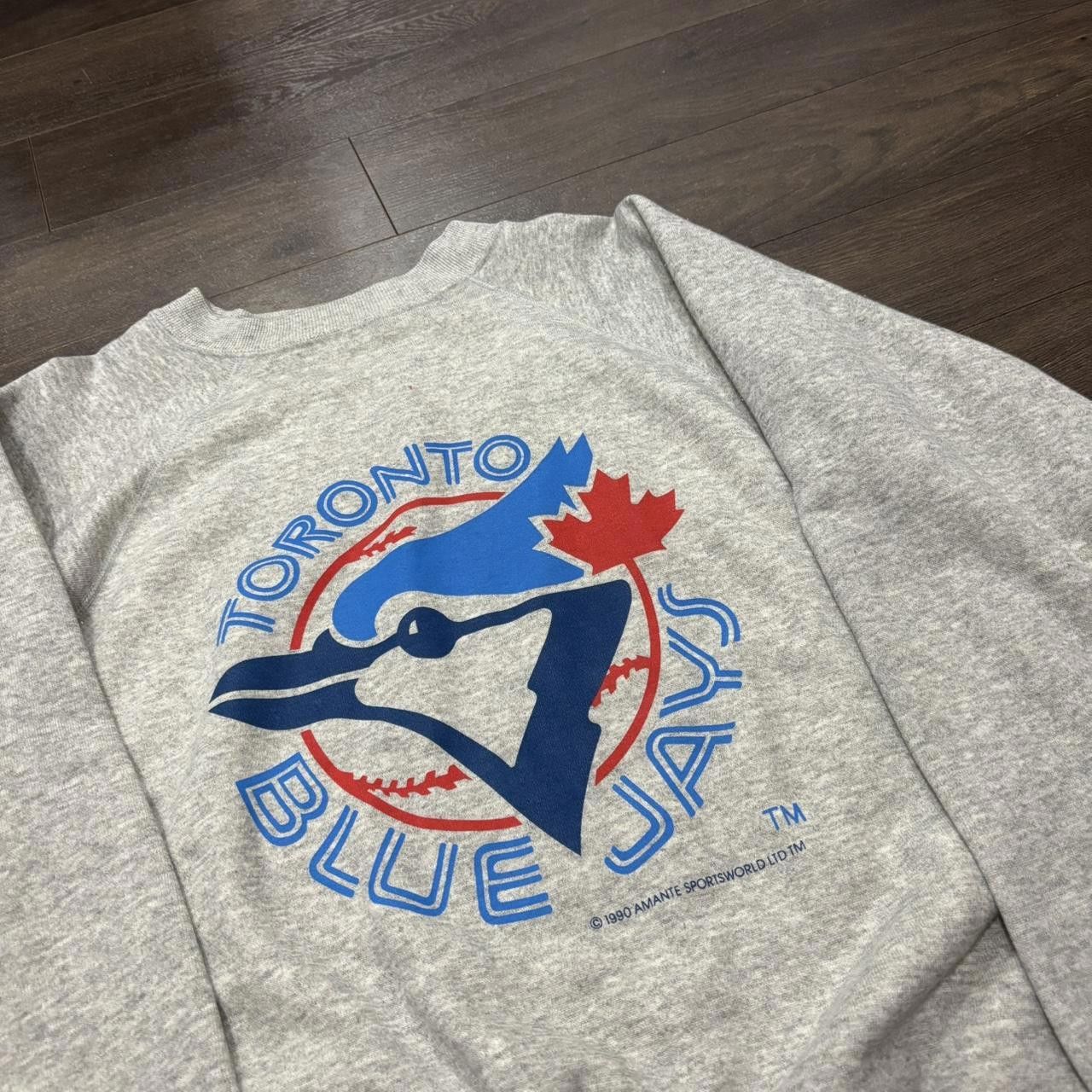 Designer Vintage toronto blue jays crewneck sweatshirt 1990 M/L Size US L / EU 52-54 / 3 - 1 Thumbnail