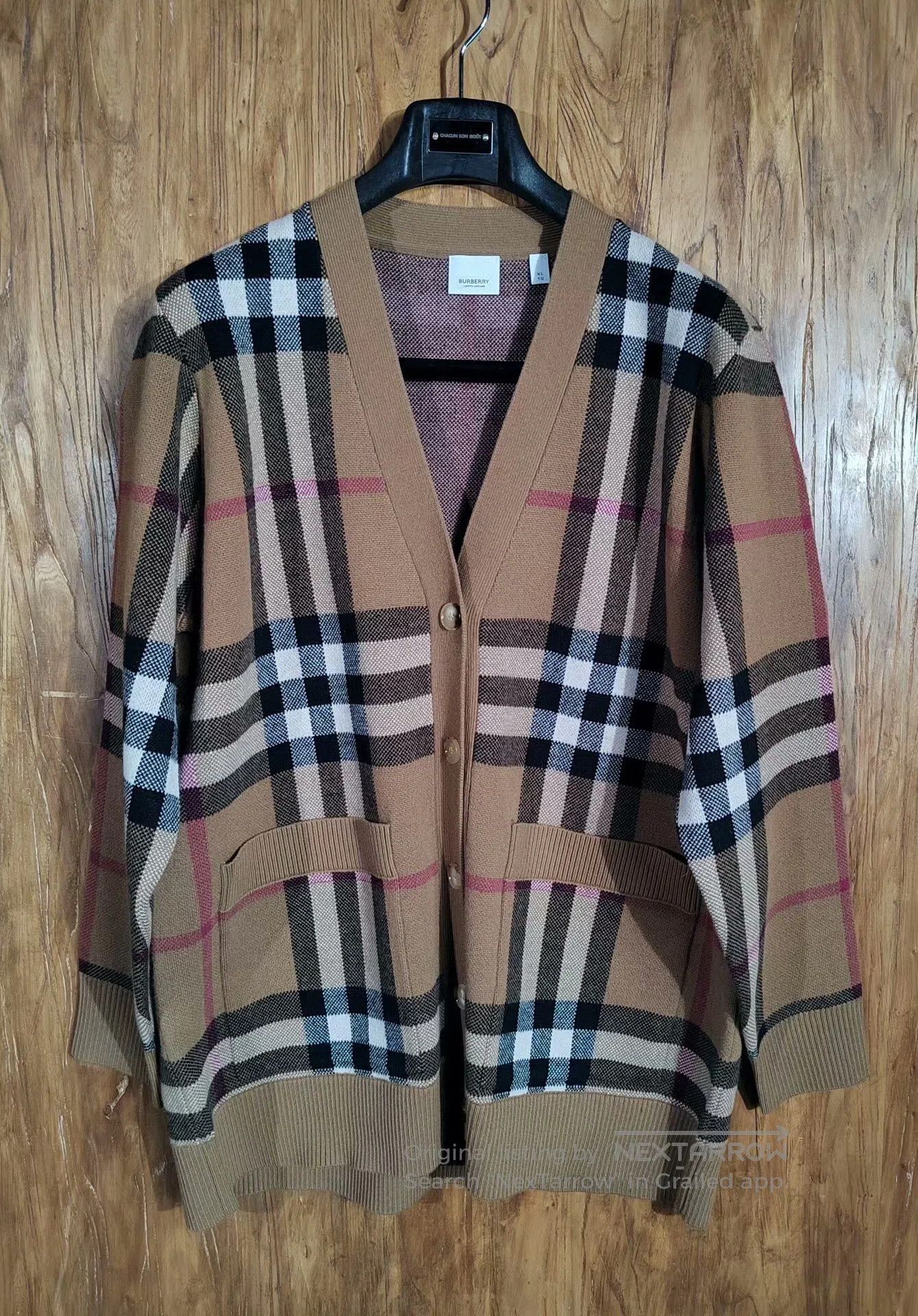 Burberry Burberry Check Wool Cardigan Size XL. Size US XL / EU 56 / 4 - 1 Thumbnail