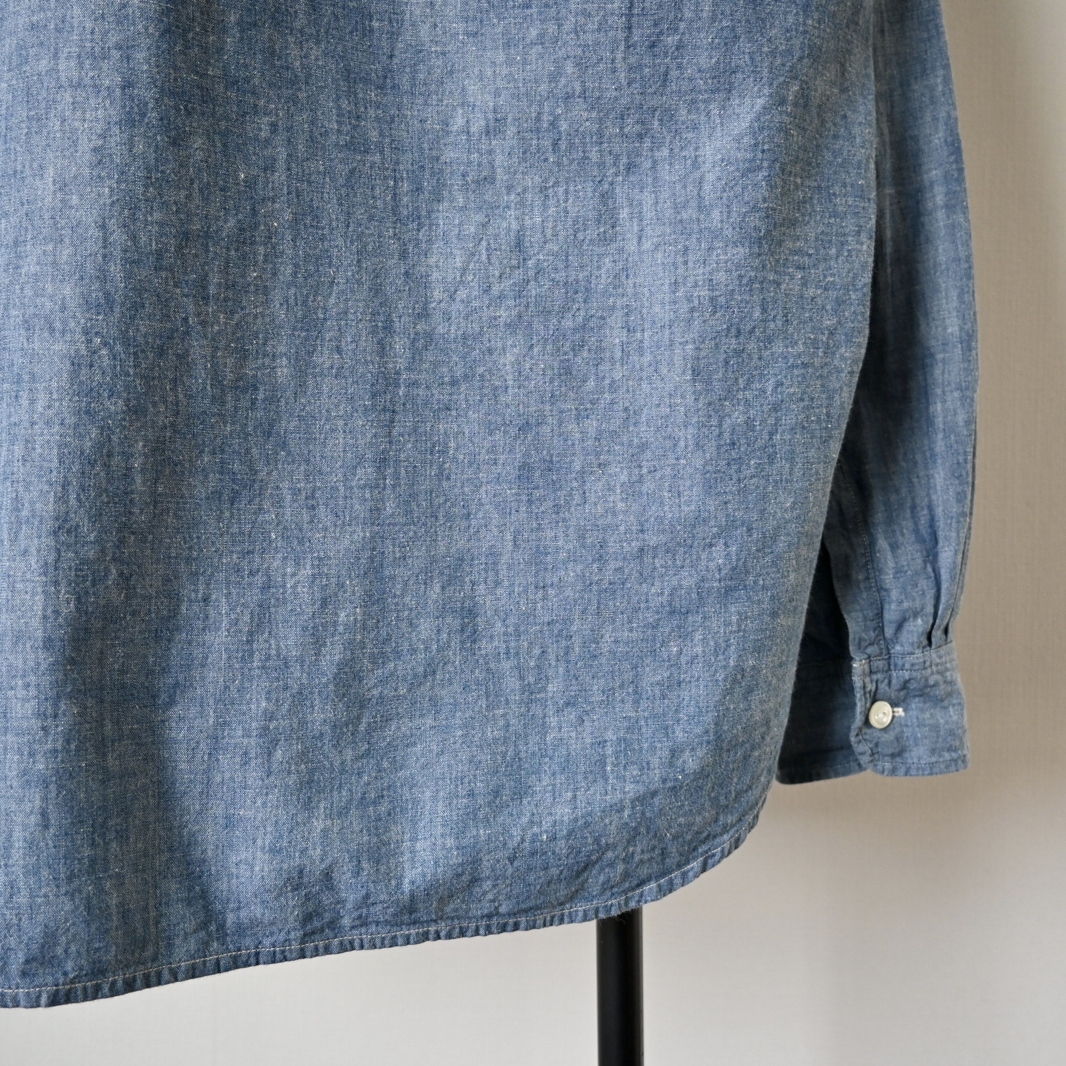 FOB Factory chambray band collar work shirt, made in Japan