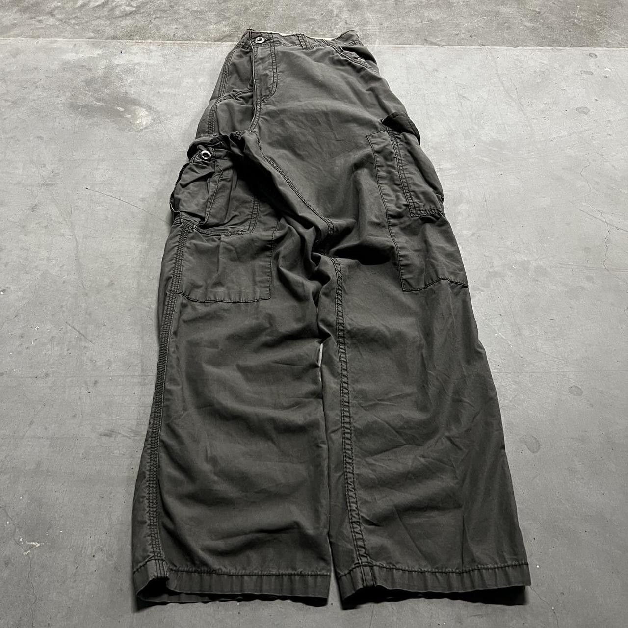 Japanese Brand × Vintage Vintage Y2K/2000s Baggy Grey Skater Style Cargo Pants! Size US 34 / EU 50 - 3 Thumbnail