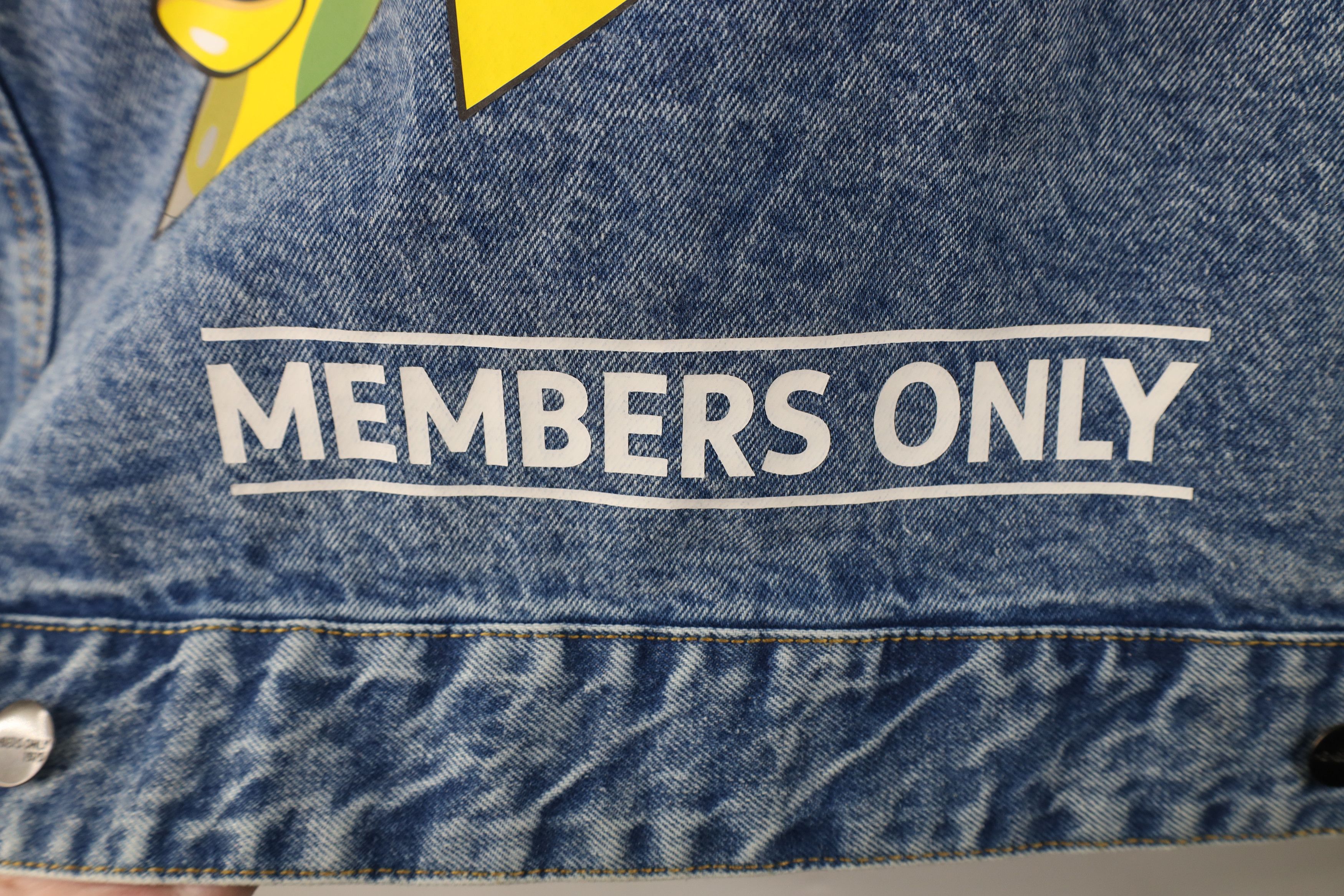 Vintage New Members Only x Nickelodeon Squarepants Denim Jacket Size US M / EU 48-50 / 2 - 13 Thumbnail