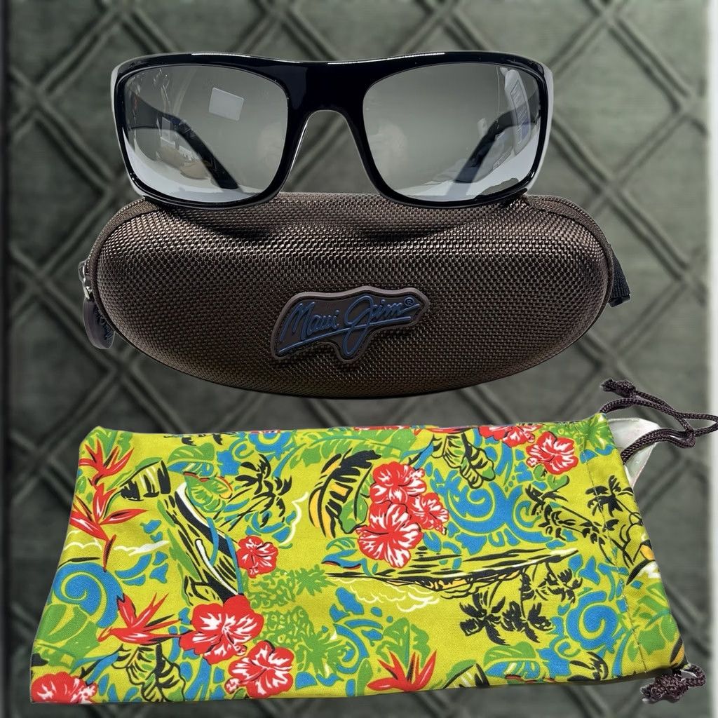 Maui Jim Maui Jim Peahi Sunglasses MJ 202-02 Gloss Black Frame W/ Grey Lenses Polarized Men UV Protection Wrap Sunglasses Wrap Black Mens Size ONE SIZE - 1 Thumbnail