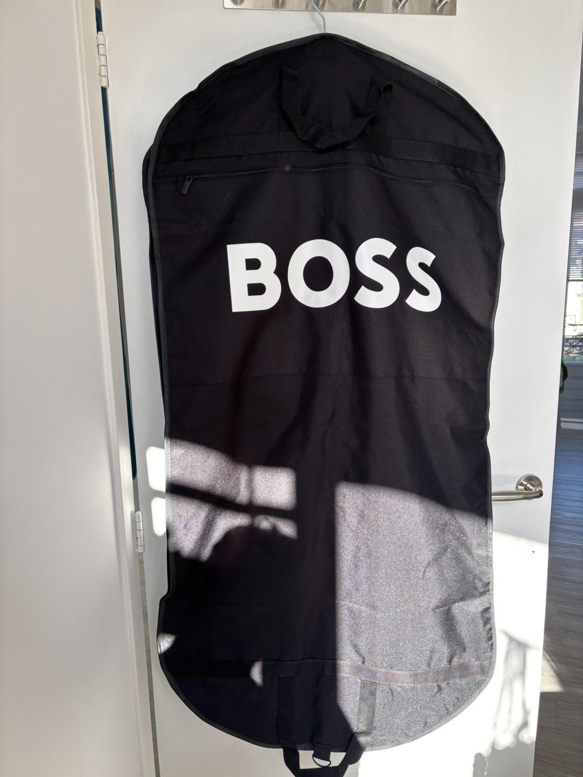 Hugo Boss Boss suit worn one time, blazer and trouser Size 46R - 13 Thumbnail