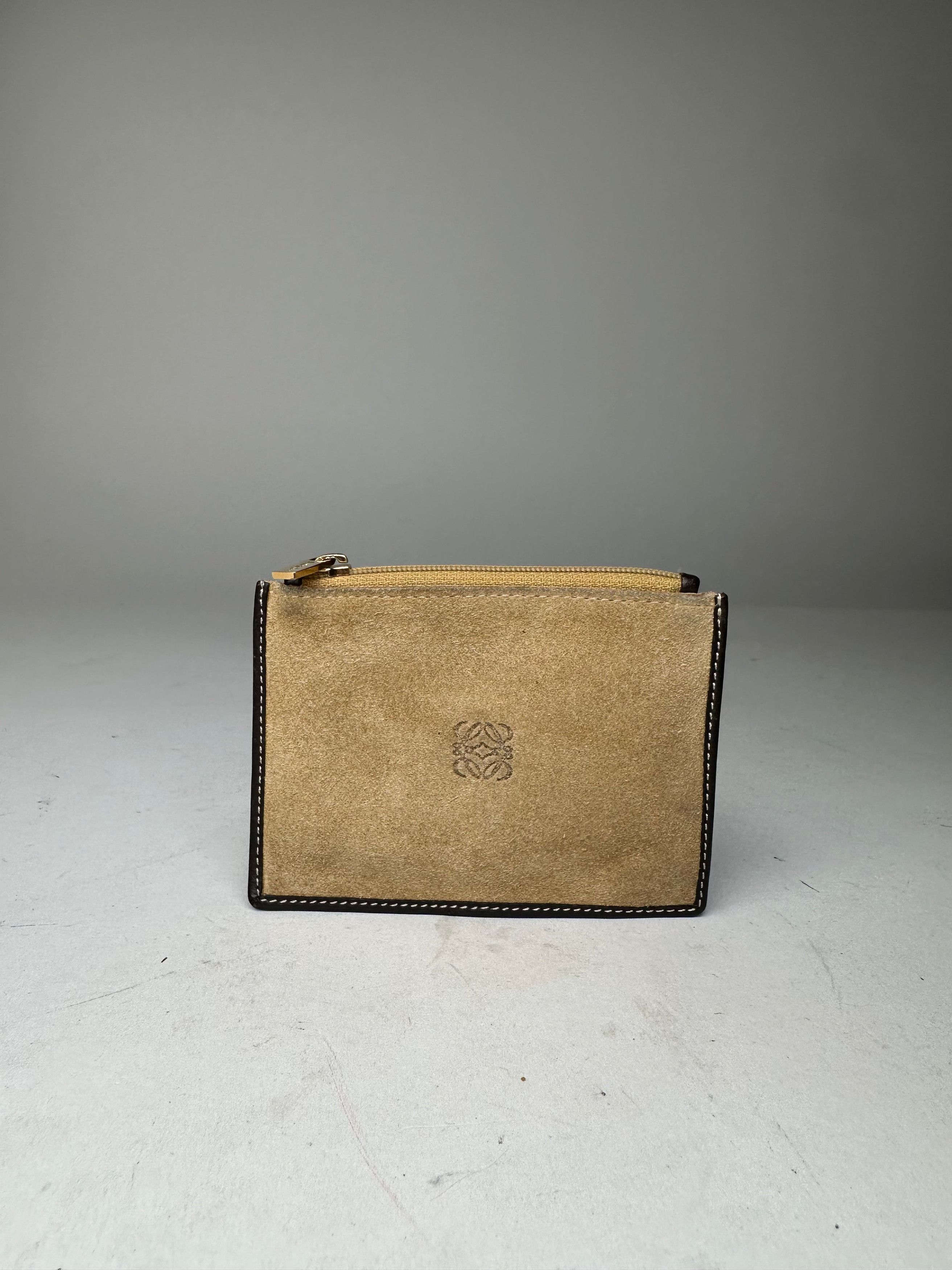 Loewe Vintage Suede Purse Beige Size ONE SIZE - 1 Thumbnail