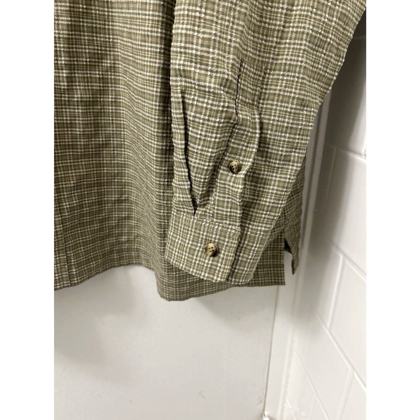 Vintage VINTAGE LL Bean Shirt Mens XL Green Plaid Button Down Pockets Outdoor L/S Knit? Size US XL / EU 56 / 4 - 7 Thumbnail