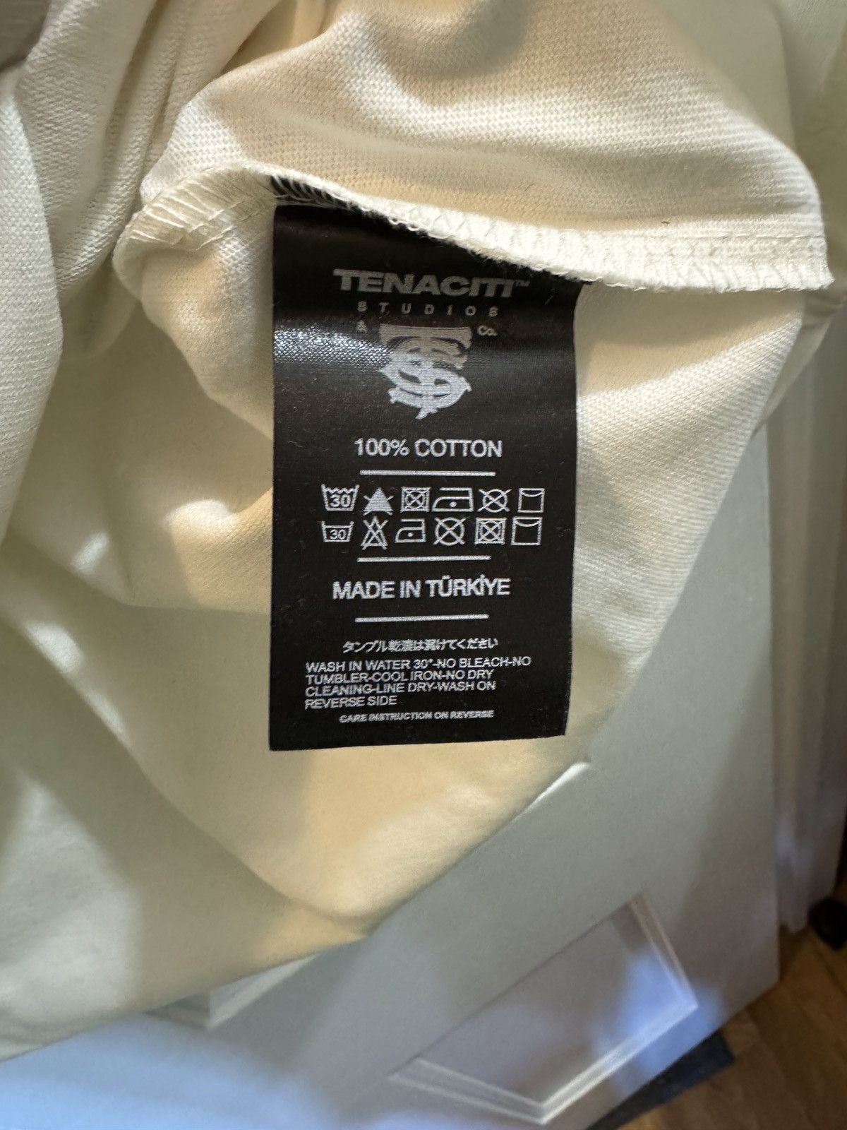 Other Tenaciti Embrace Resilience Tee Size US XXL / EU 58 / 5 - 4 Thumbnail