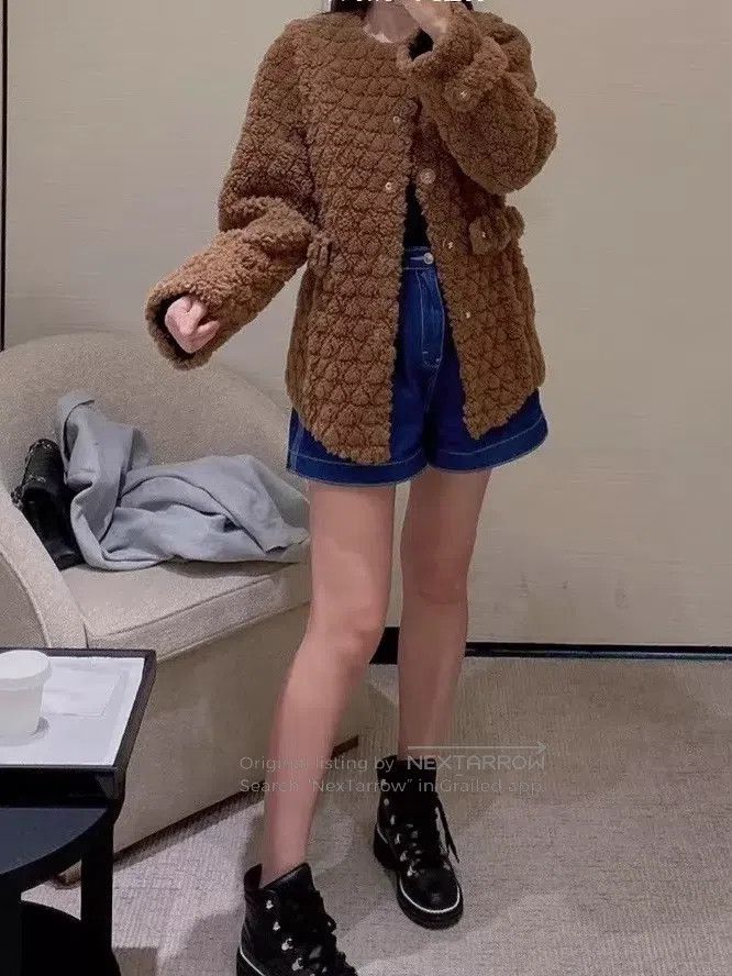 Chanel Chanel Diamond plaid teddy sheared wool crystal buckle lon Size XS / US 0-2 / IT 36-38 - 8 Thumbnail