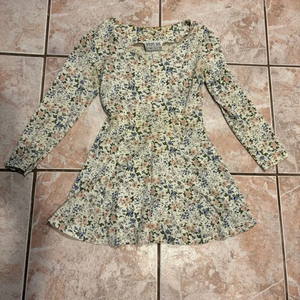 Vintage 90s cotton pearl button feminine tie waist skater dress Size M / US 6-8 / IT 42-44 - 2 Thumbnail