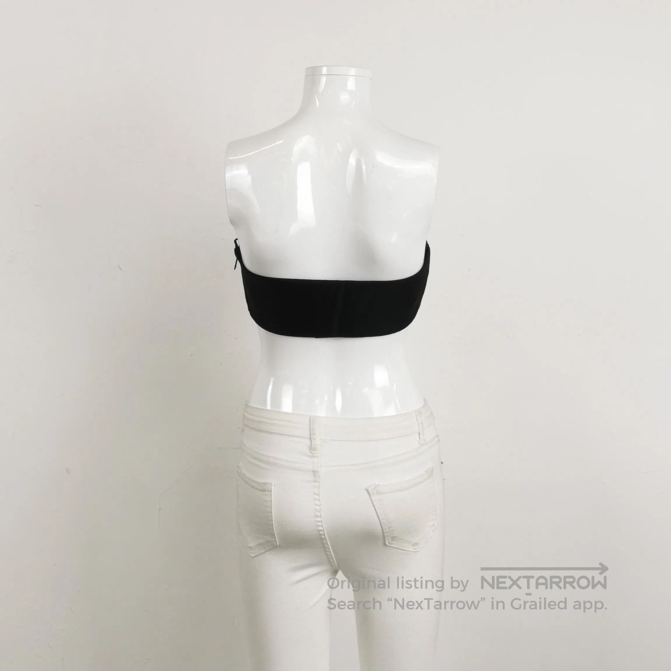 Prada Prada Black Triangle Logo Crop Top . Size M / US 6-8 / IT 42-44 - 2 Thumbnail