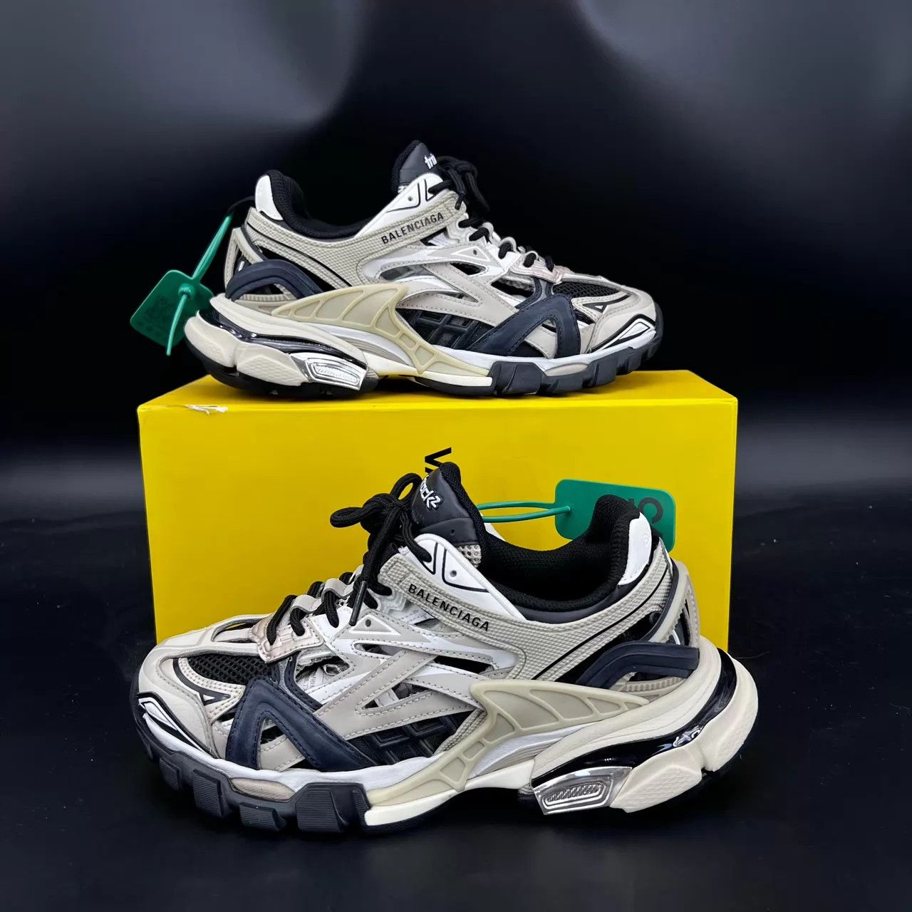 Balenciaga Balenciaga Track 2 Black & Gray 36 Mint Box Size US 5.5 / IT 35.5 - 2 Thumbnail