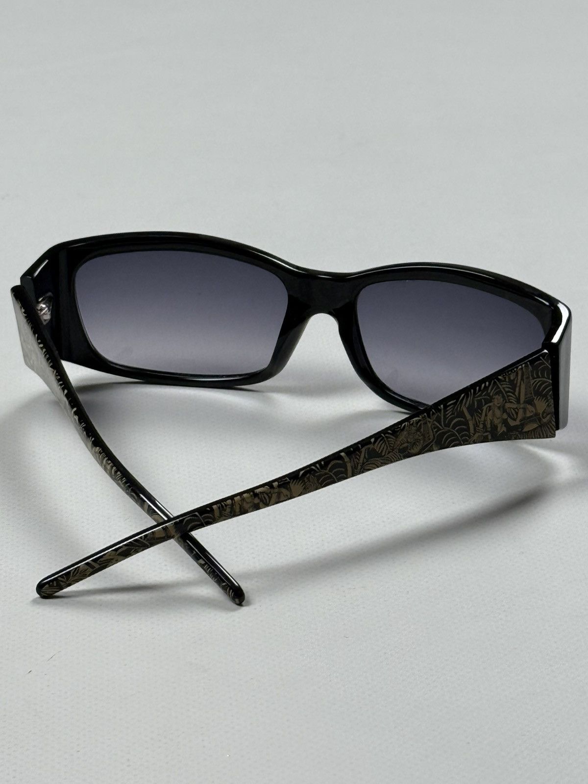 Jean Paul Gaultier Jean Paul Gaultier Unisex Hawaiian Print Sunglasses Size ONE SIZE - 23 Thumbnail