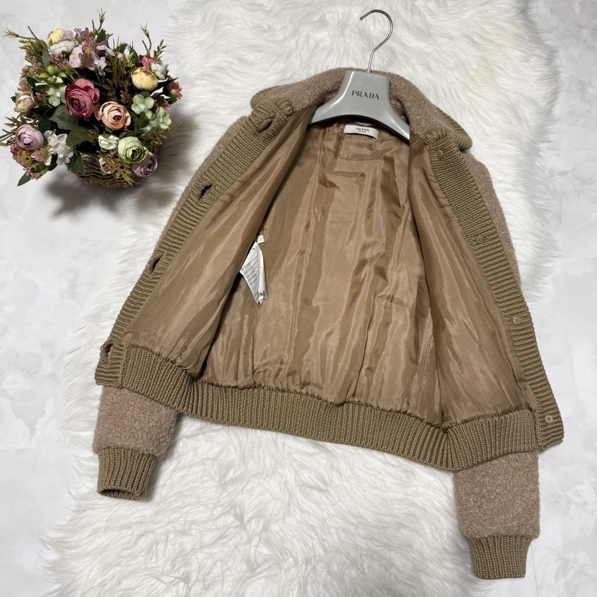 Prada Genuine Prada ribbed trim ball button knit jacket 36 beige Size XS / US 0-2 / IT 36-38 - 12 Thumbnail