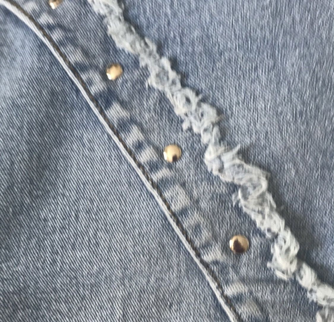 Other HIGH WAISTED BACK SLIT ASYMMETRICAL EMBELLISHED JEAN SKIRT Size 26" / US 2 / IT 38 - 3 Thumbnail