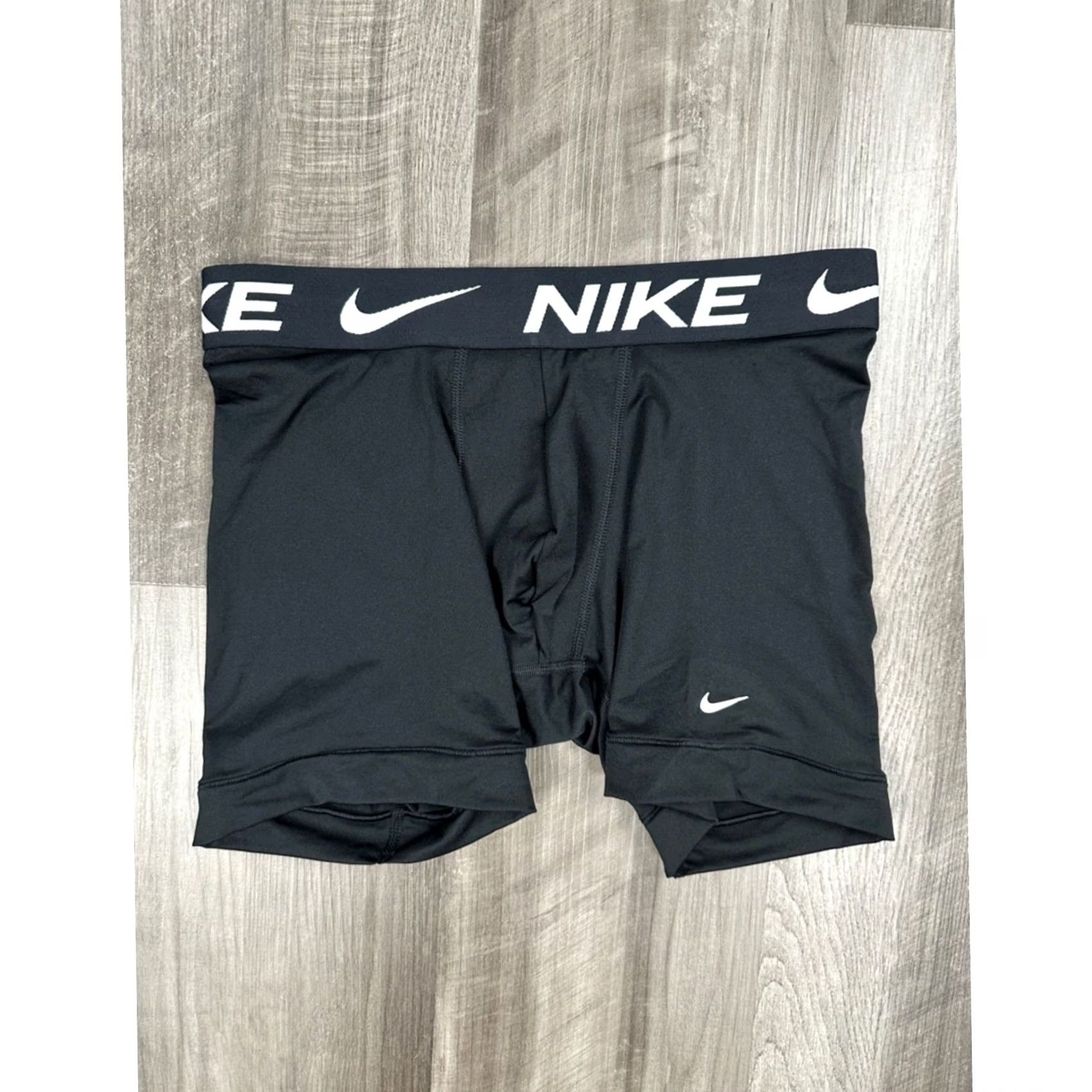 Nike Nike Microfiber Performance Boxer Brief Regular Small Black Men Underwear Boxers NWOT S Mens Black Boxer Briefs Size 36R - 2 Thumbnail