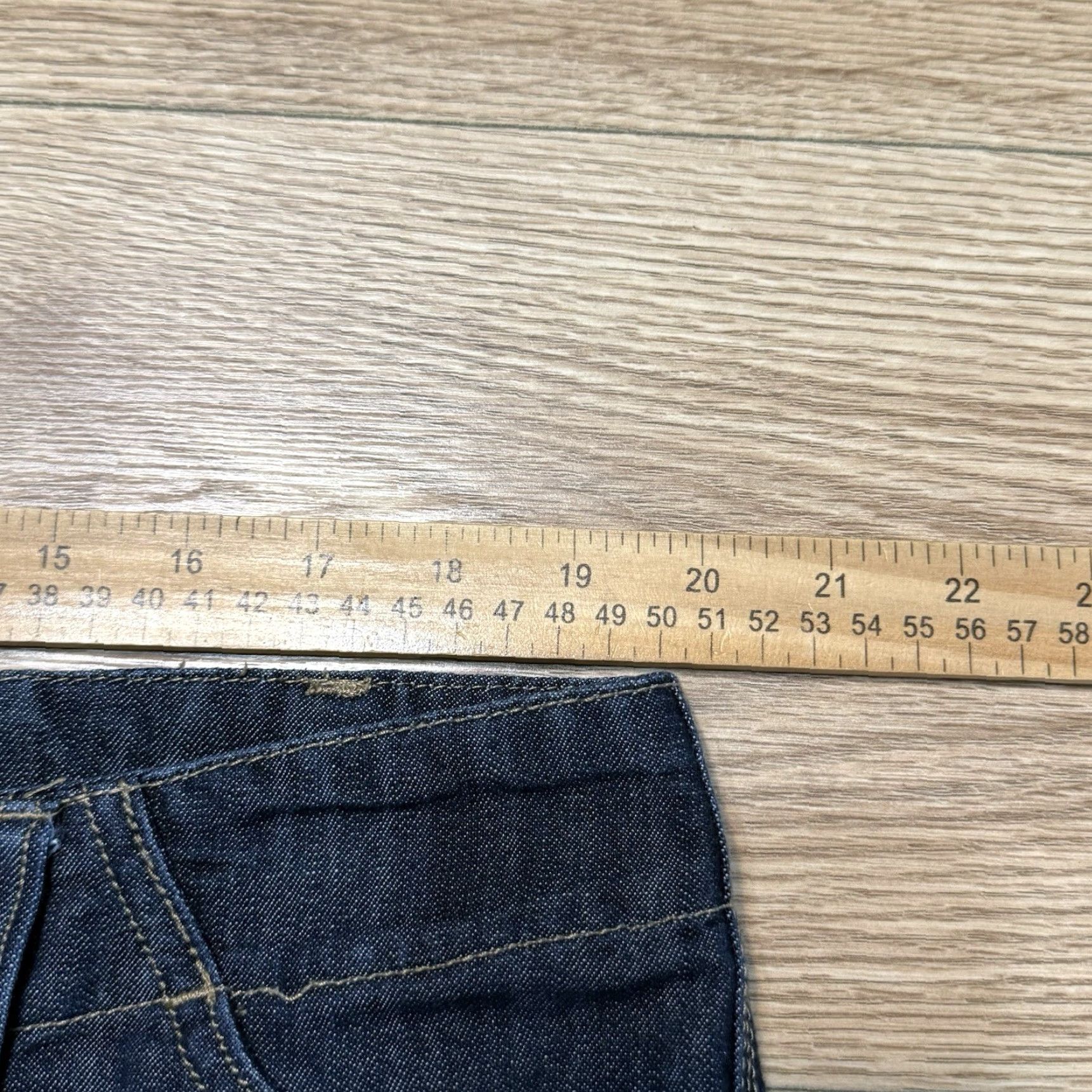Lee VINTAGE Lee Bermuda Shorts Denim Cuffed Cargo Women Size 15/16M Blue Size 36" / US 14 / IT 50 - 5 Thumbnail