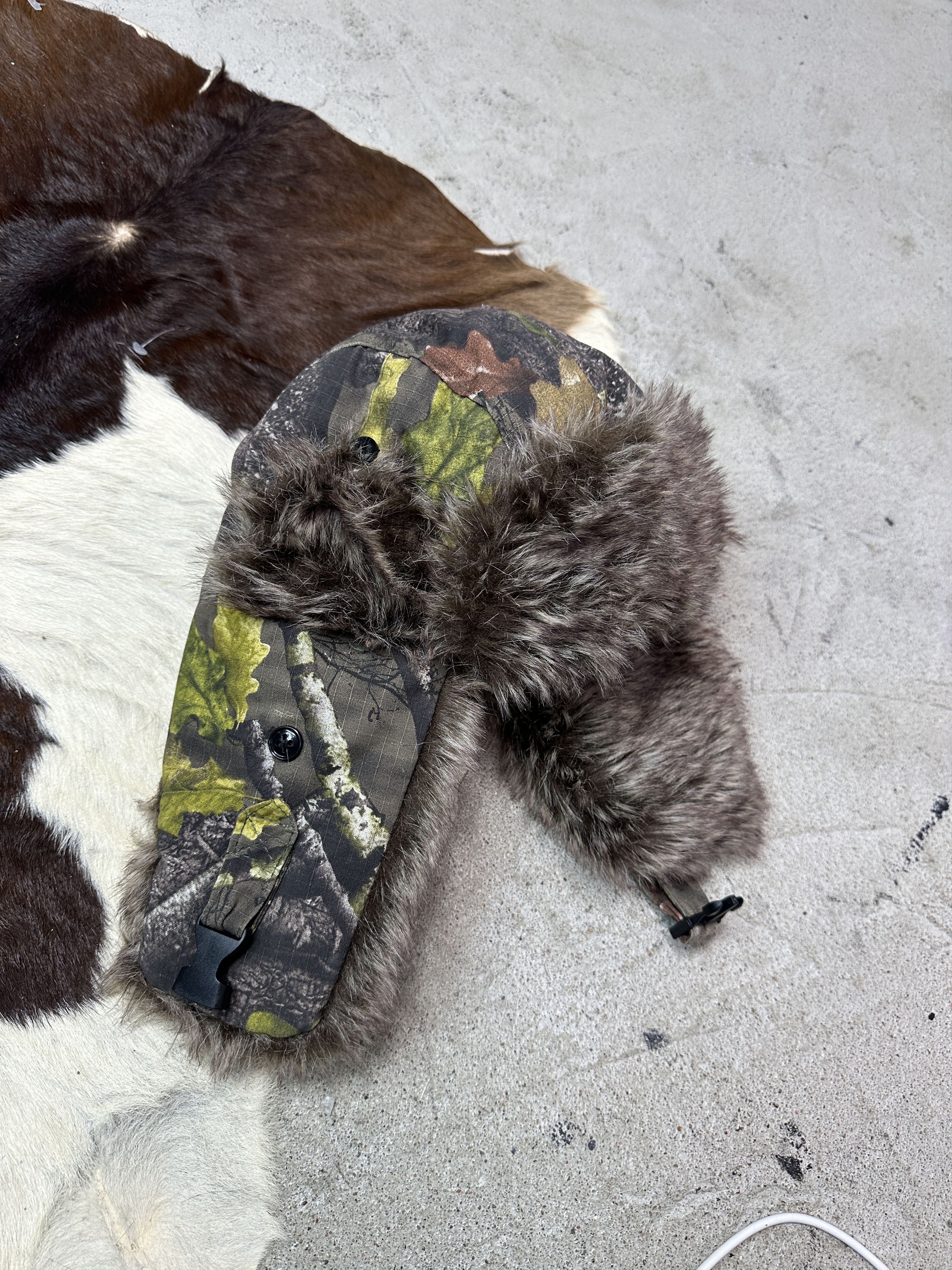 Vintage Vintage Forest Camo Ushanka Winter Cap Y2K Size ONE SIZE - 1 Thumbnail